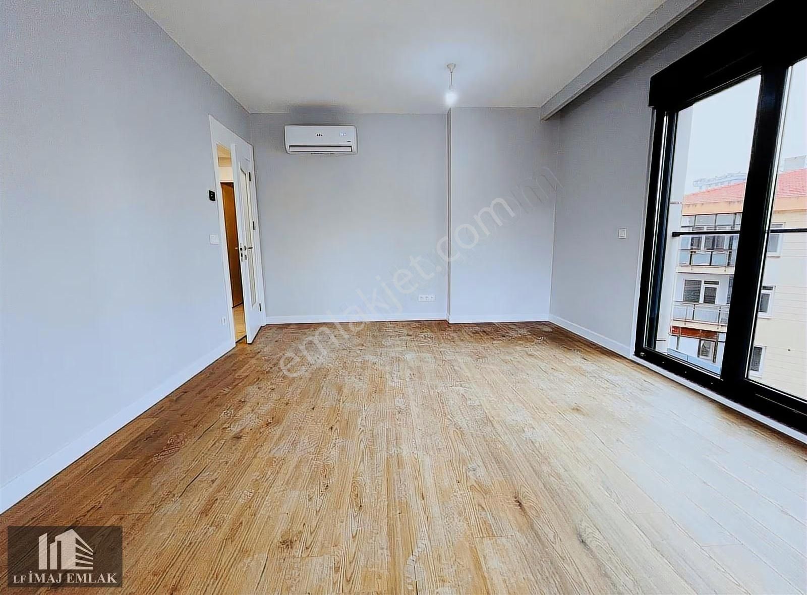 Lf İmaj Bostancı Modern Sitesinde 2+1 Balkonlu Havuzlu Güvenlik - Görsel 13