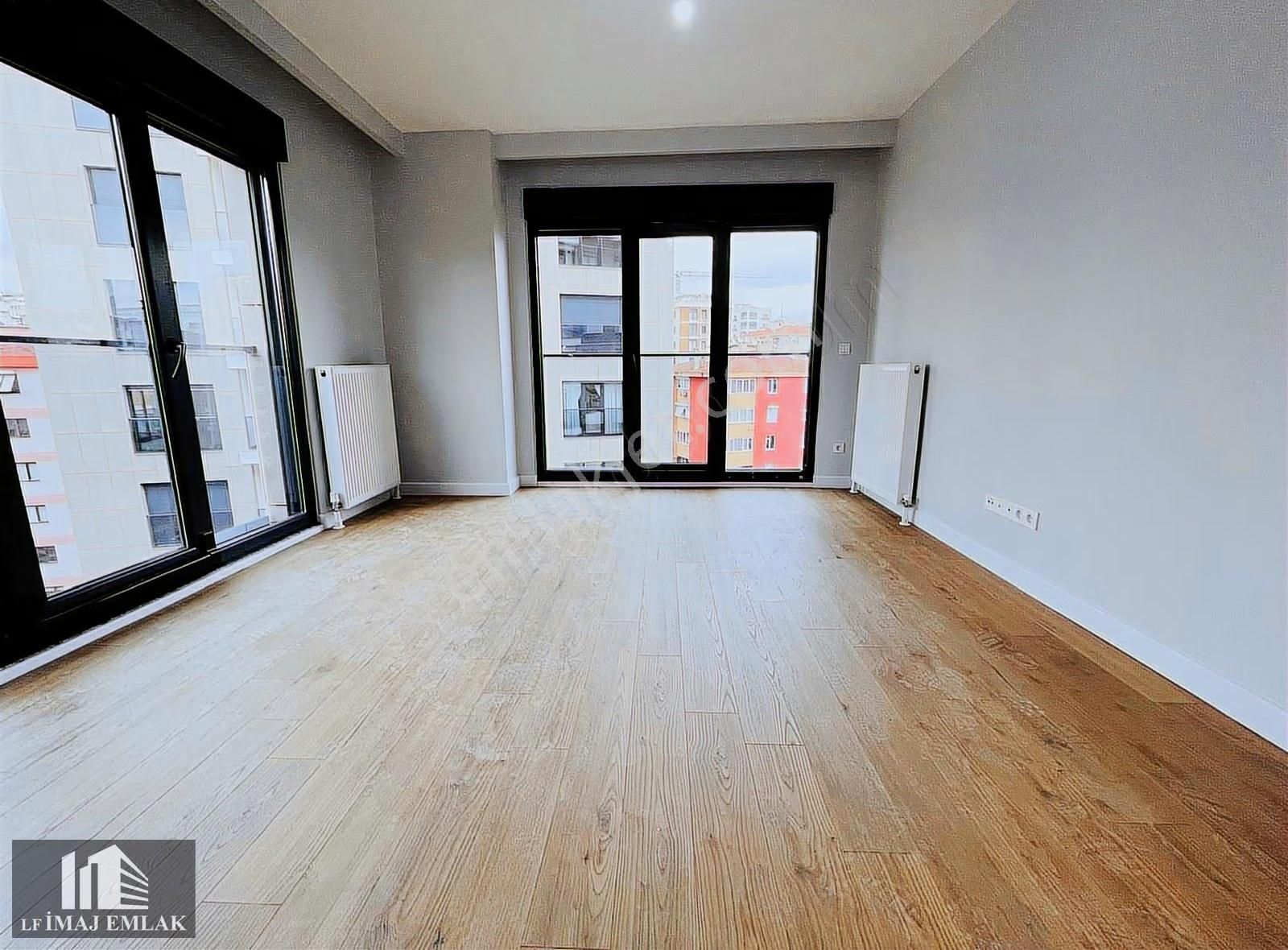 Lf İmaj Bostancı Modern Sitesinde 2+1 Balkonlu Havuzlu Güvenlik - Görsel 28