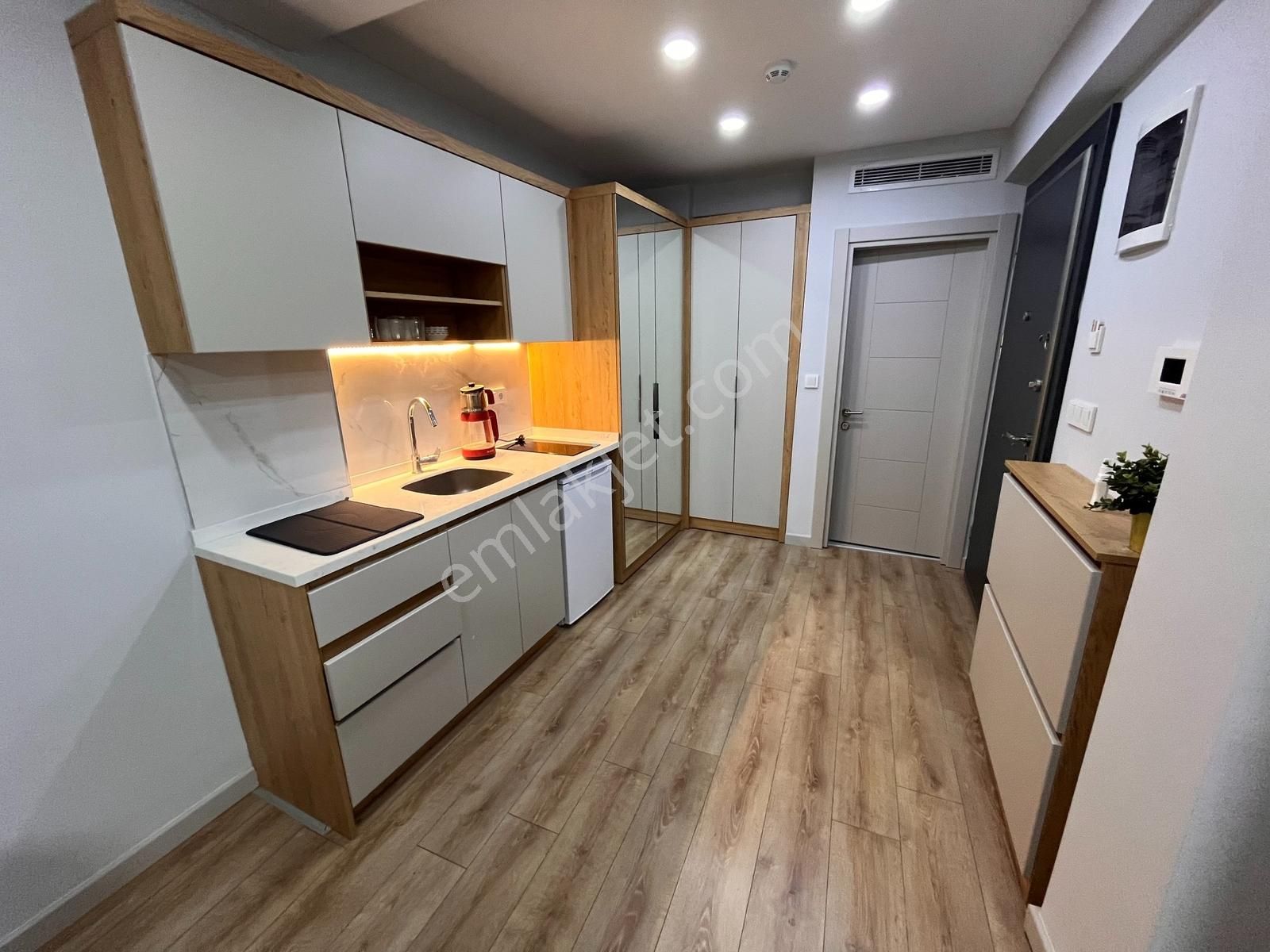 Aktaştan Üsküdar Merkezde 1+0 Full Eşyalı Lüks Stüdyo Daire - Görsel 29