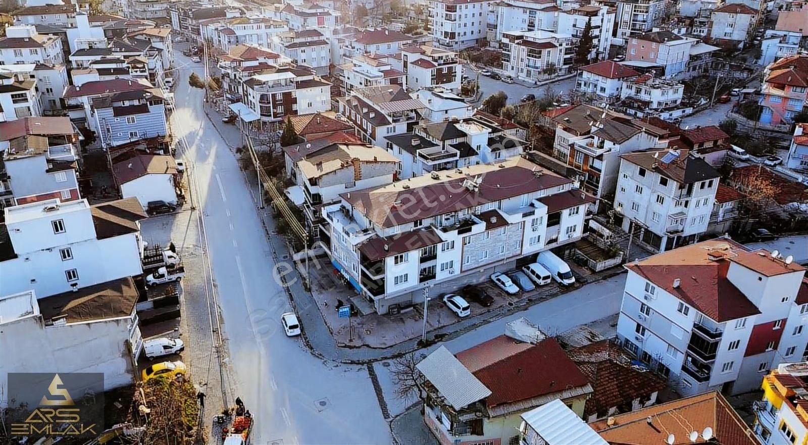 Ars'den Satılık Fırsat Daire Bakırlı İlbadıda 2+1 Ebevny Banyo