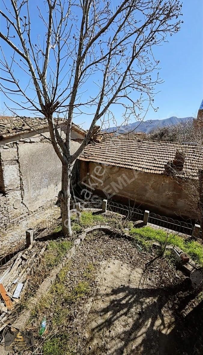 Ars'den Buldan Tarihi Çarşıda Satılık Köşk Konak 4+1 Fırsat - Görsel 13