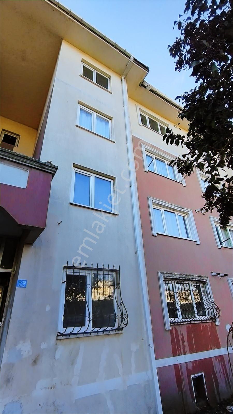 Tekirdağ Süleymanpaşa Karadeniz Toki'de Yüksek Giriş Ara Kat