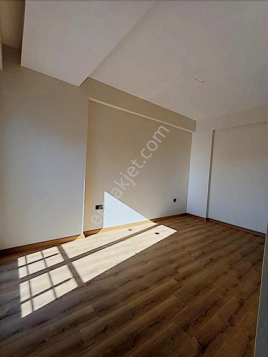 Mezitli Esenbağlar Deniz Manzaralı Doğal Gazlı 2+1 Satlık Daire. - Görsel 10