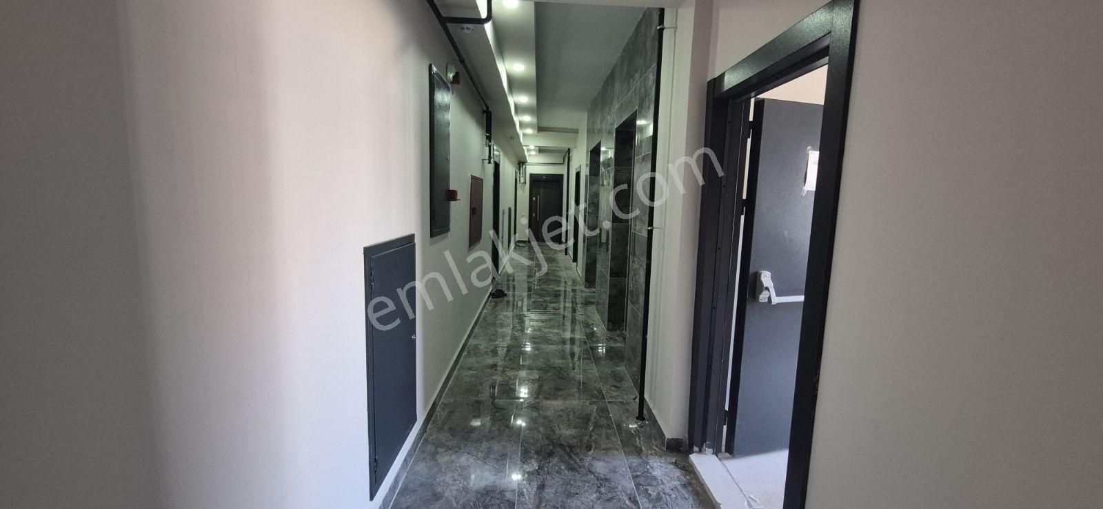 Mersin Mezitli Akdeniz Mh. 1+1 Satılık Daire. Gmk Ya Sıfır. - Görsel 15