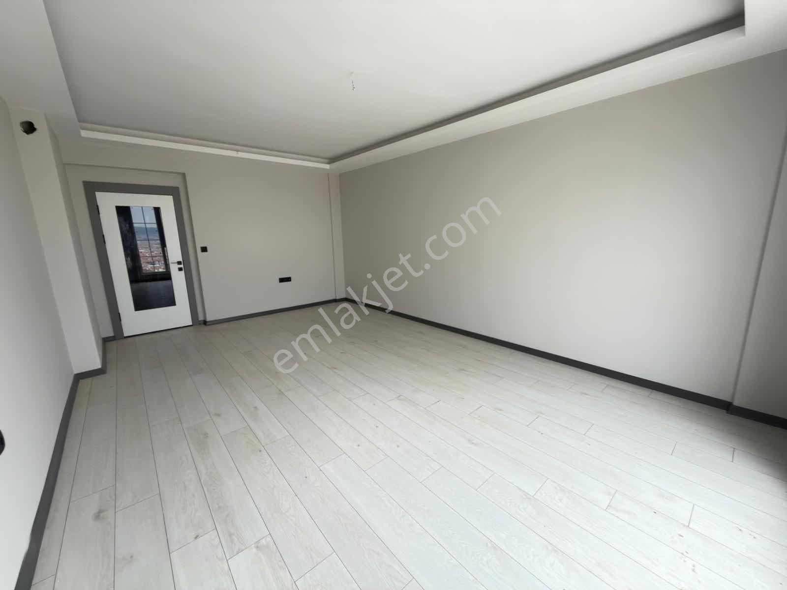 Saraycıkta 6 Ara Katta Sıfır Emsalsiz 4+1 Geniş Ultra Lüks Daire - Görsel 7