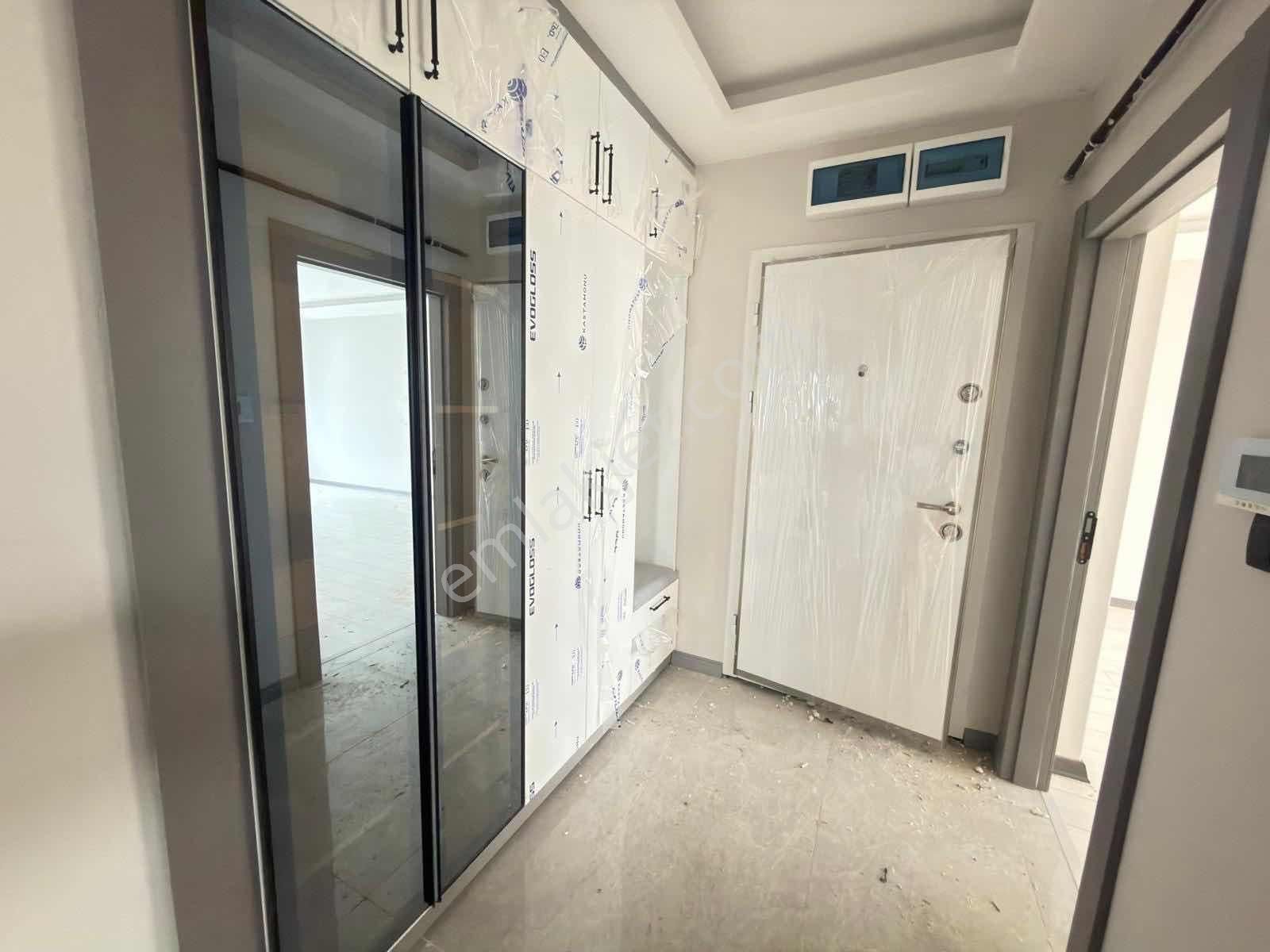 Saraycıkta 6 Ara Katta Sıfır Emsalsiz 4+1 Geniş Ultra Lüks Daire - Görsel 18