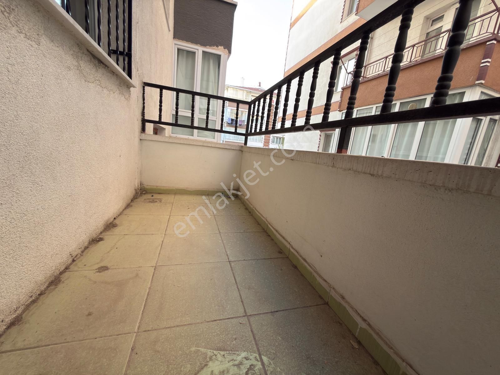 Pınarbaşı Mahallesinde 3+1 1.ara Katta Satılık Masrafsız Daire - Görsel 29