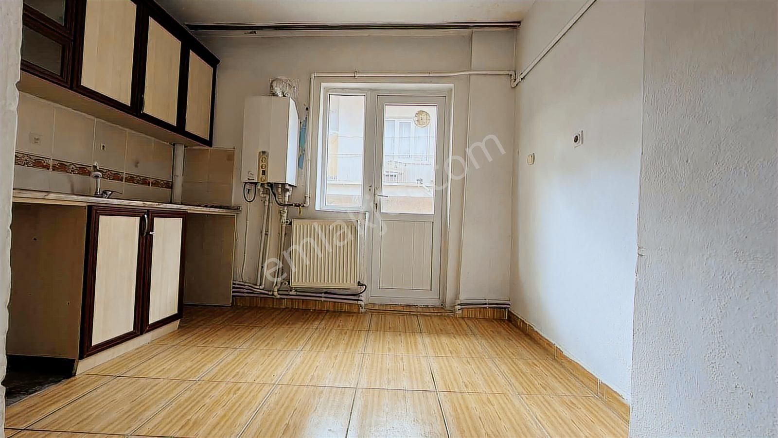 Tandoğan Mahallesinde 2+1 2.ara Katta Satılık Fırsat Daire - Görsel 19