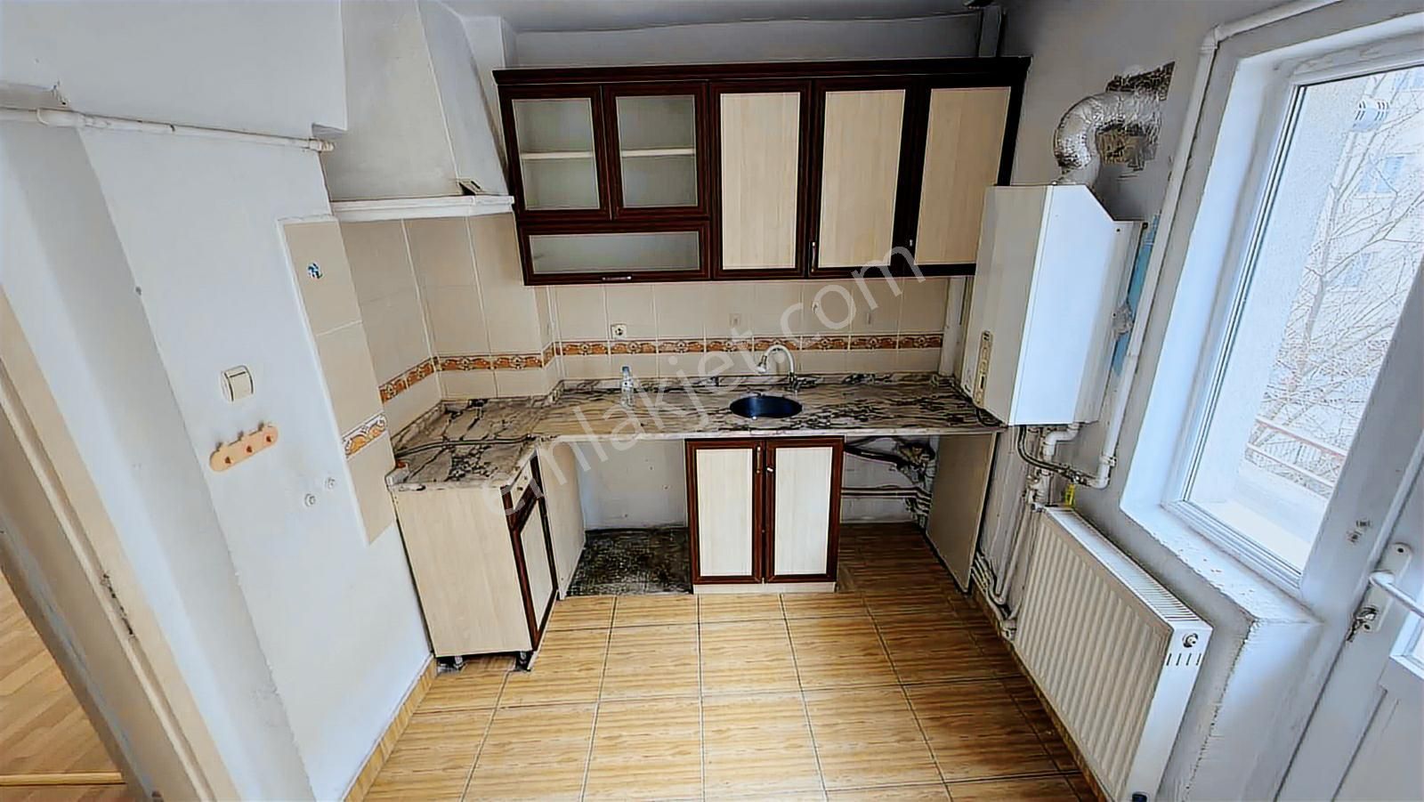 Tandoğan Mahallesinde 2+1 2.ara Katta Satılık Fırsat Daire - Görsel 5