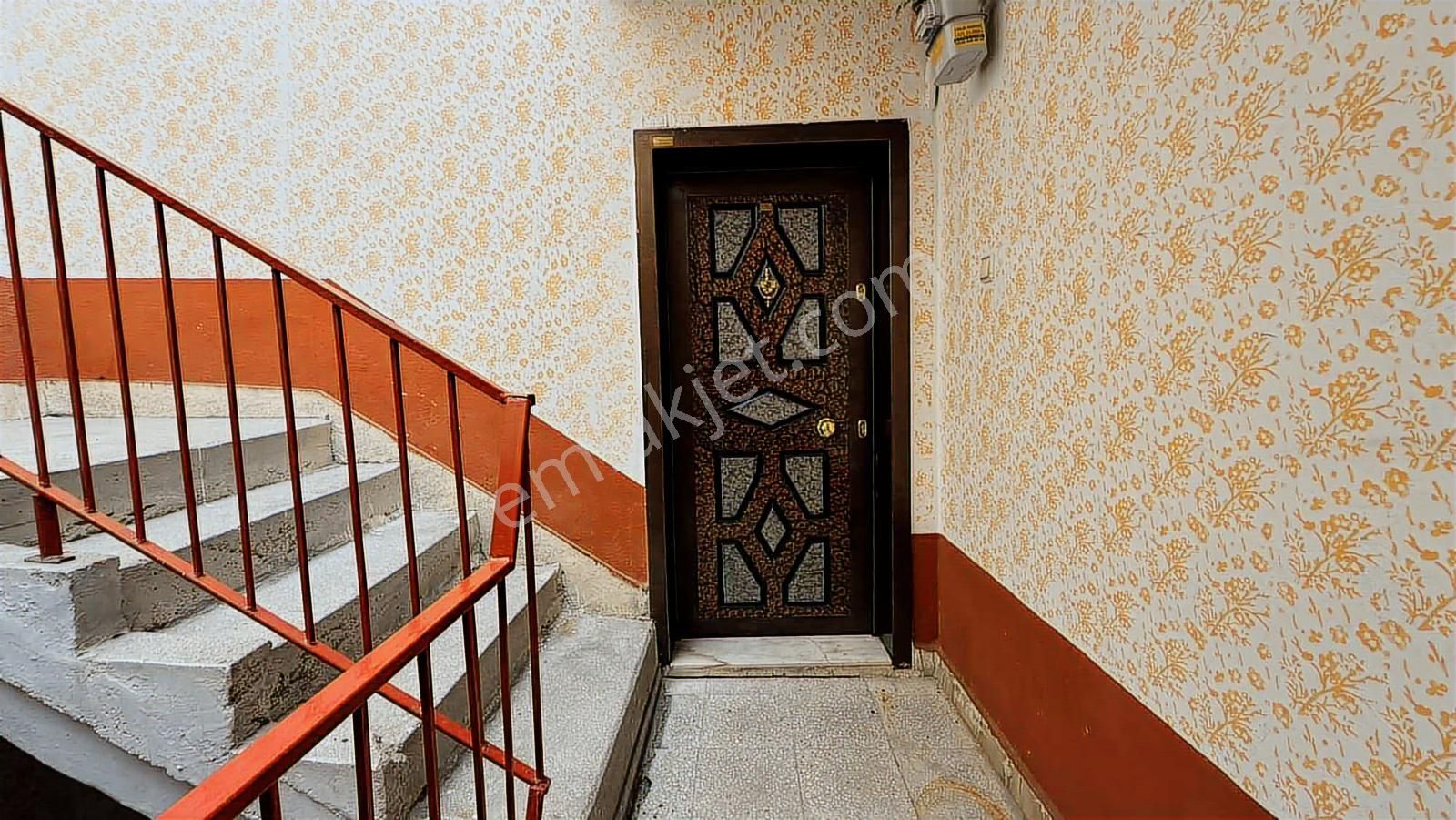 Tandoğan Mahallesinde 2+1 2.ara Katta Satılık Fırsat Daire - Görsel 16