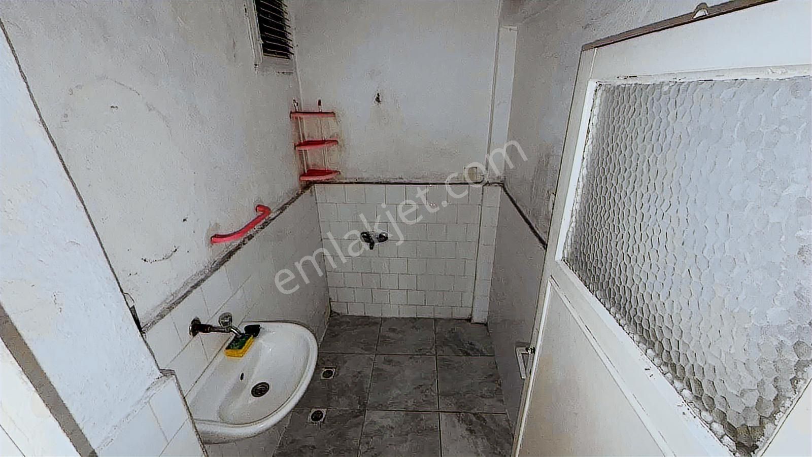 Tandoğan Mahallesinde 2+1 2.ara Katta Satılık Fırsat Daire - Görsel 24