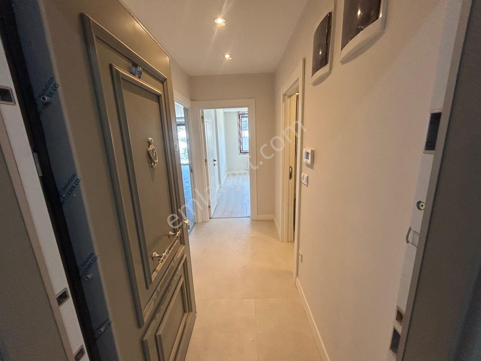 Altunizade Merkezi Konum 1+1 Net 55 M2 Satılık Daire - Görsel 26