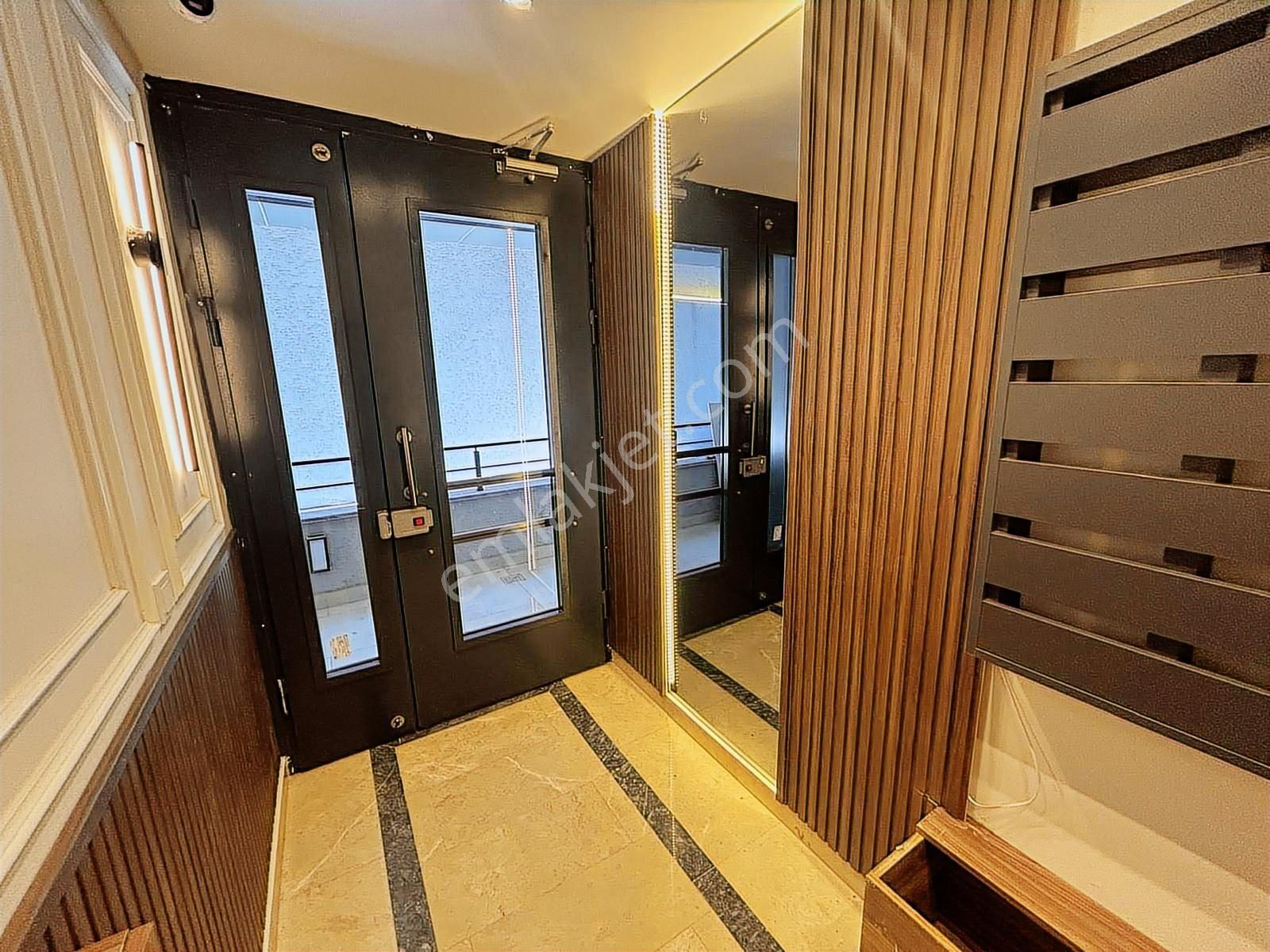 Altunizade Merkezi Konum 1+1 Net 55 M2 Satılık Daire - Görsel 11