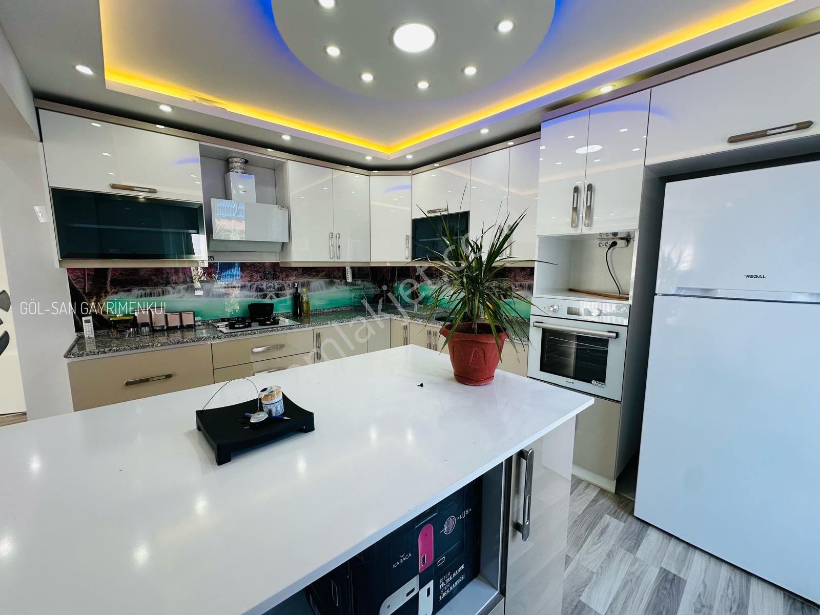 🏡 Göl-san Gayrimenkul’den 🏡 Şirinevler Mah. 2+1 150 M2 Satılık Arakat Daire - Görsel 3