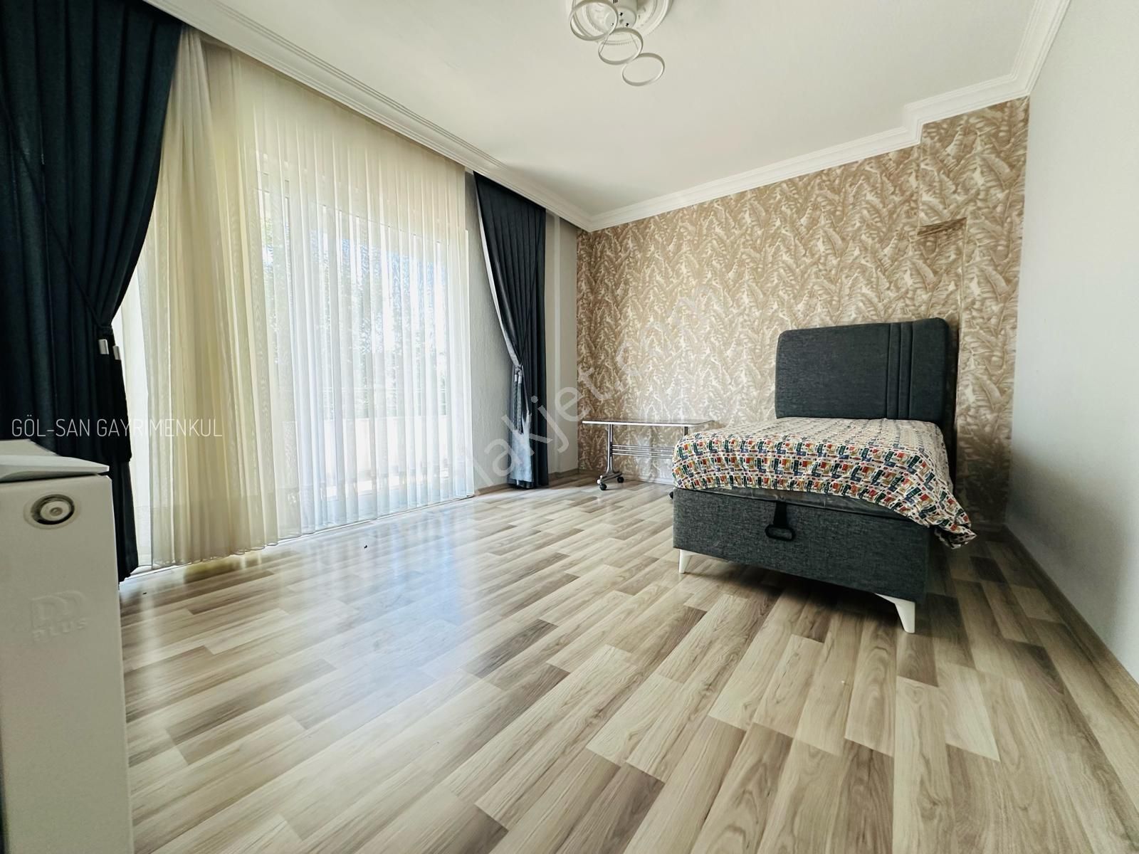 🏡 Göl-san Gayrimenkul’den 🏡 Şirinevler Mah. 2+1 150 M2 Satılık Arakat Daire - Görsel 16