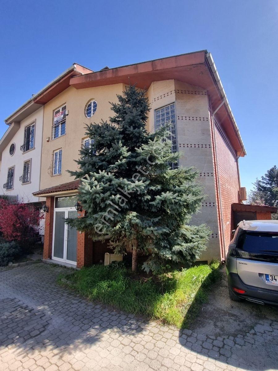 Truva Gayrimenkul Den Parkevler Sitesinde 6+1 Havuzlu Villa - Görsel 19