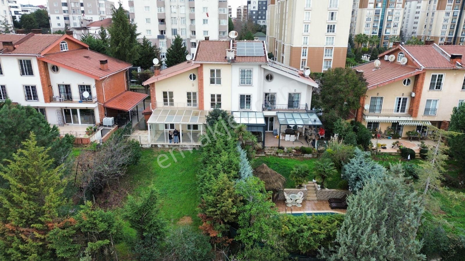 Truva Gayrimenkul Den Parkevler Sitesinde 6+1 Havuzlu Villa - Görsel 31