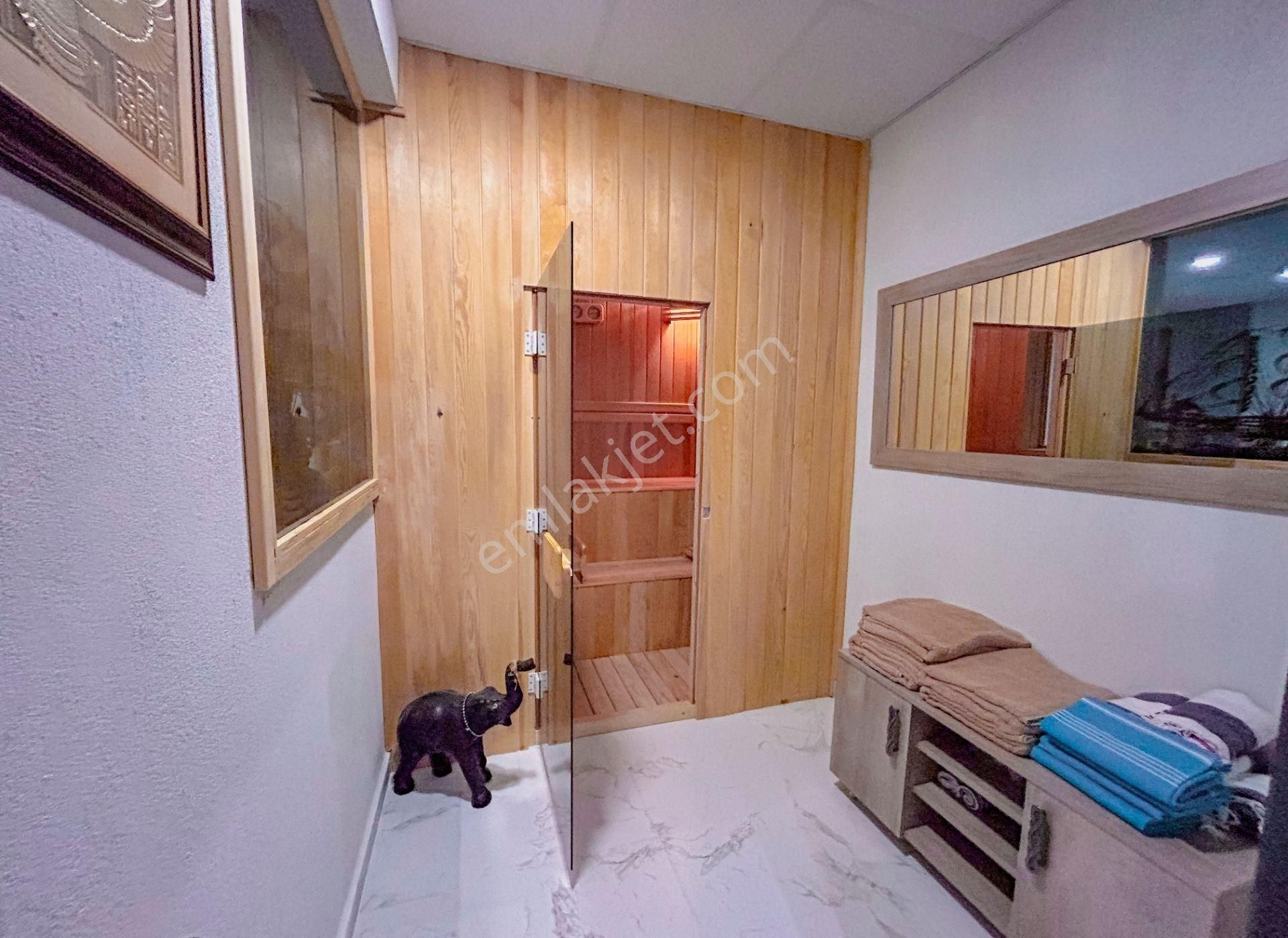 Kuşadası Bayralıdede Satılık Lüks Villa - Görsel 22