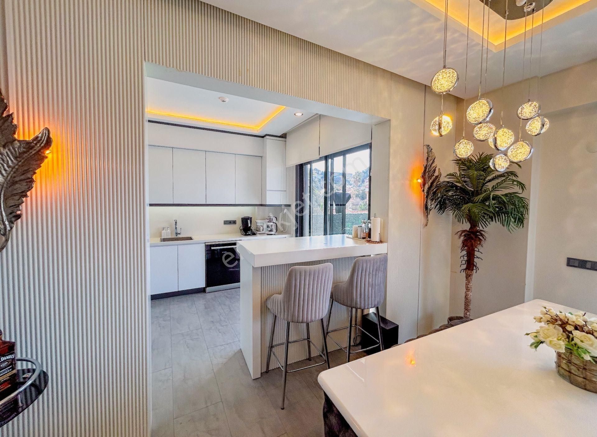 Kuşadası Bayralıdede Satılık Lüks Villa - Görsel 8