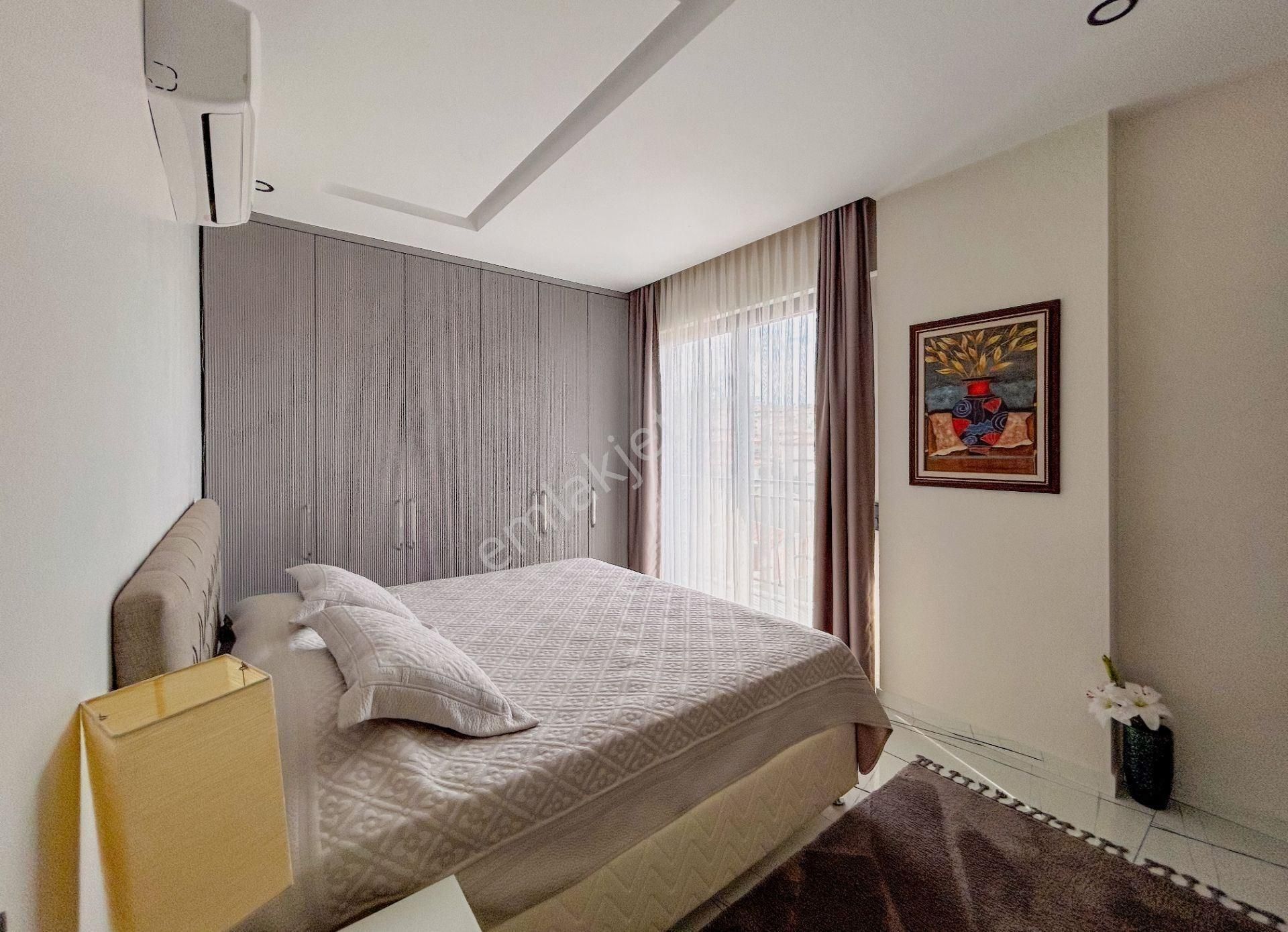 Kuşadası Bayralıdede Satılık Lüks Villa - Görsel 17