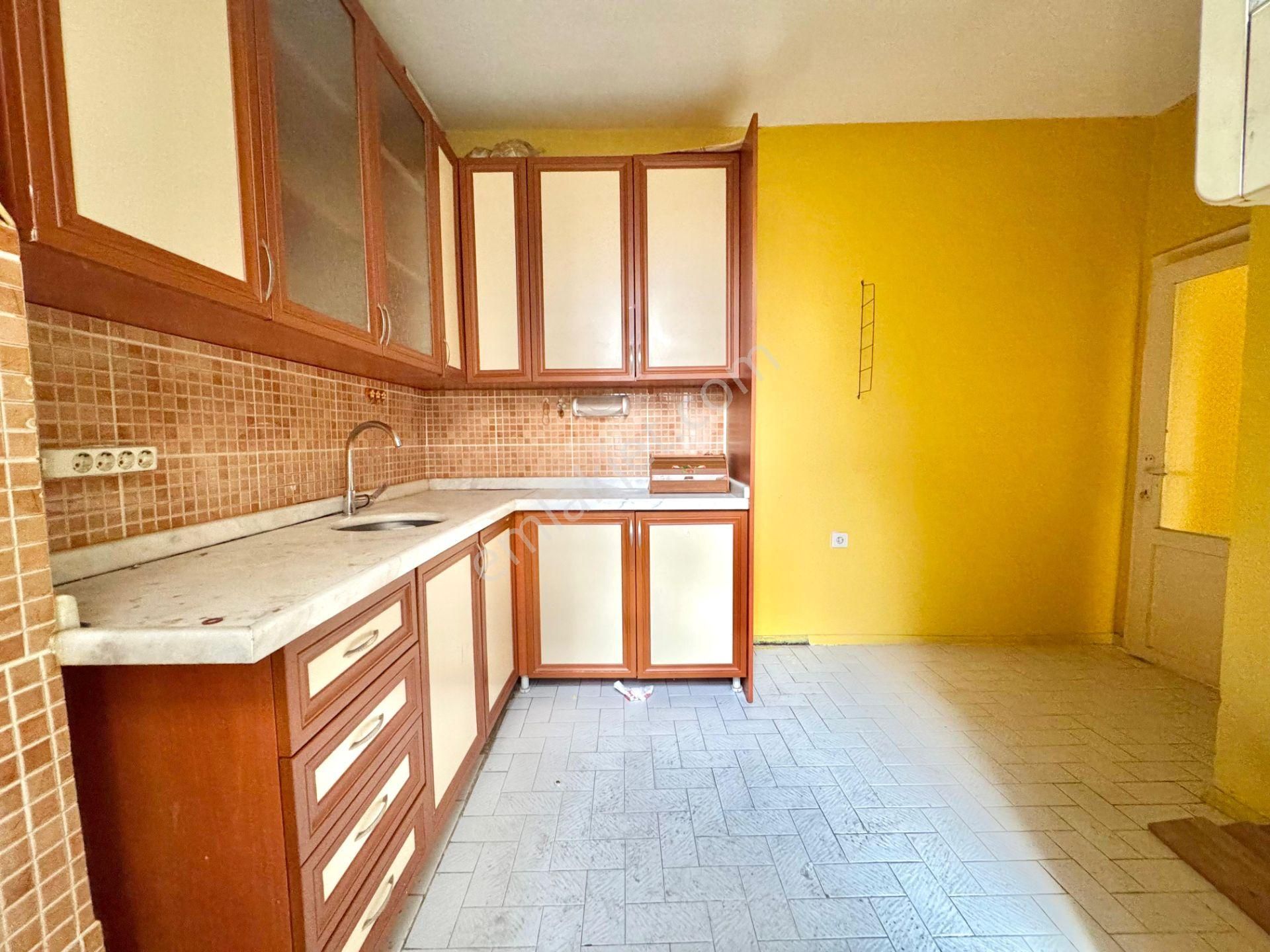 Goldhouse Dan Satılık Cadde Üstünde Yatırımlık 3+1 Daire - Görsel 11