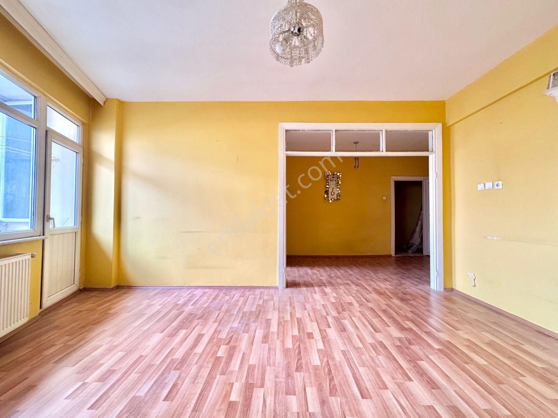 Goldhouse Dan Satılık Cadde Üstünde Yatırımlık 3+1 Daire - Görsel 4