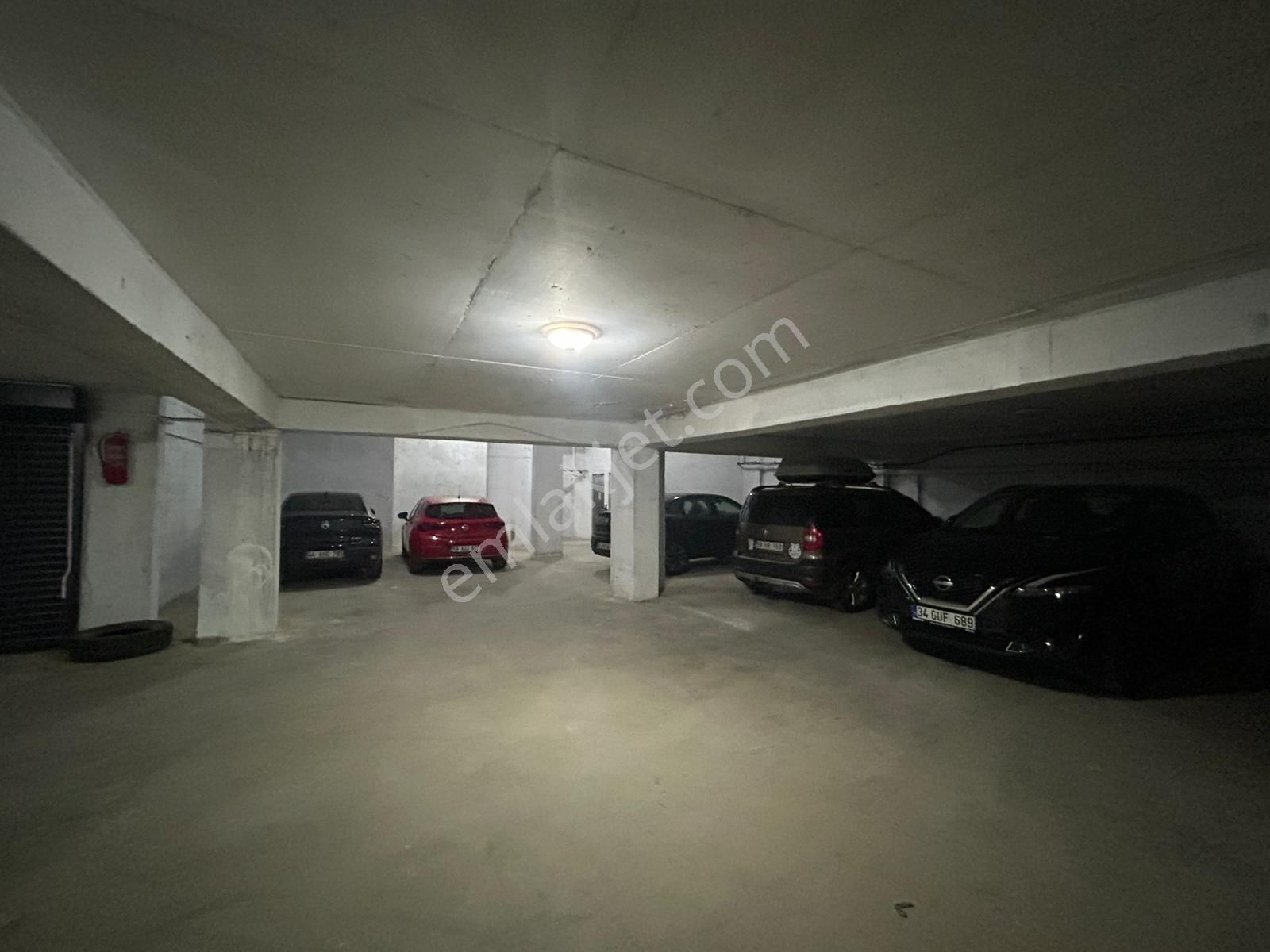 Reşadiye'de Yola Cephe Geniş 3+1 Ara Kat Satılık Daire - Görsel 3