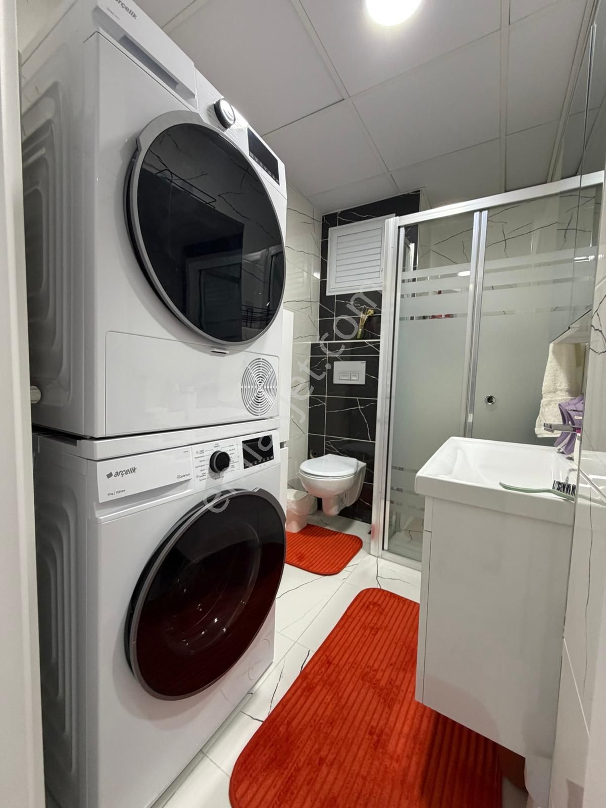 Reşadiye'de Yola Cephe Geniş 3+1 Ara Kat Satılık Daire - Görsel 17