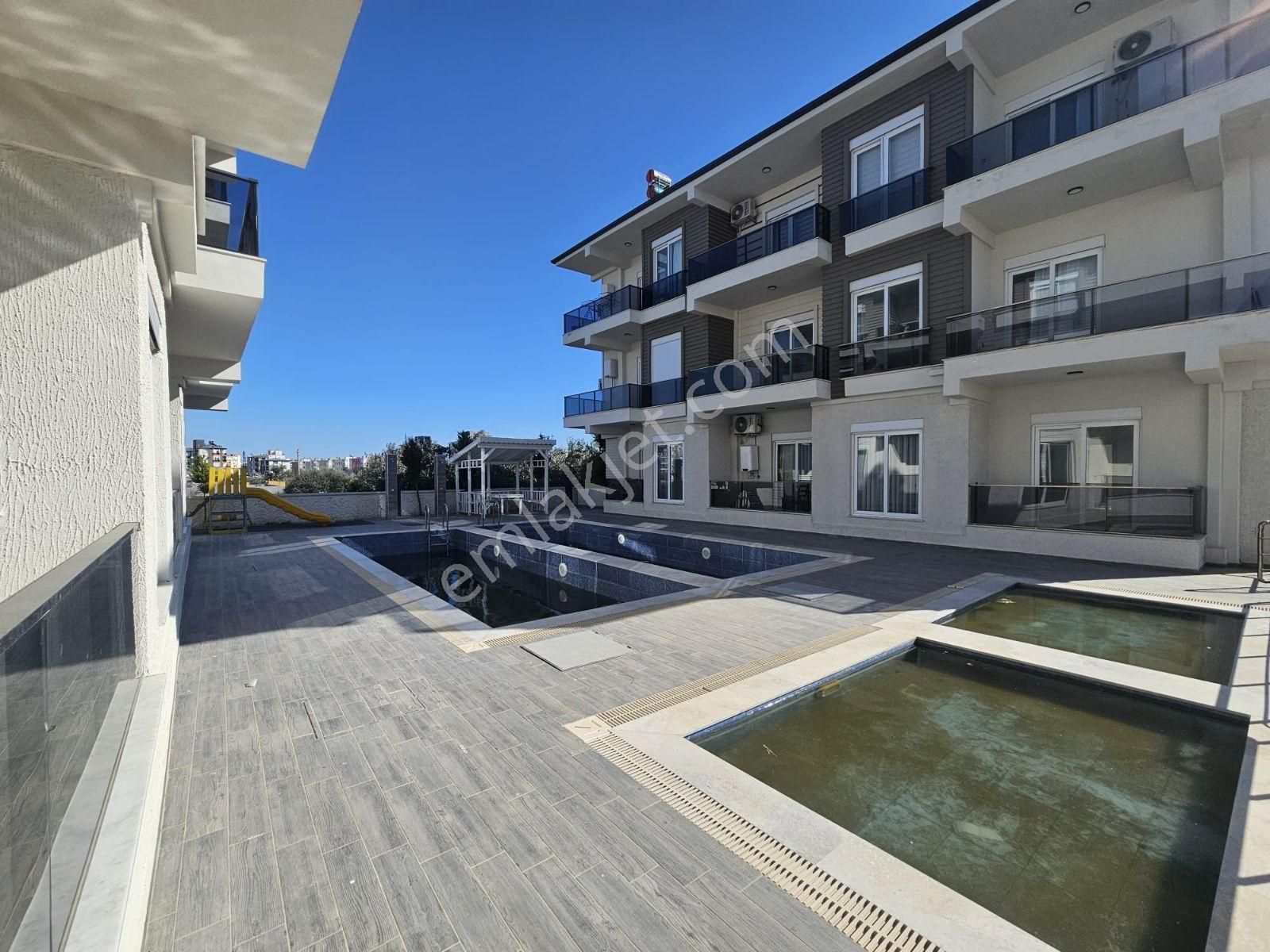 Kepez Ayanoğlunda Lüks Havuzlu Sitede Geniş Ferah Sıfır 1+1 - Görsel 7