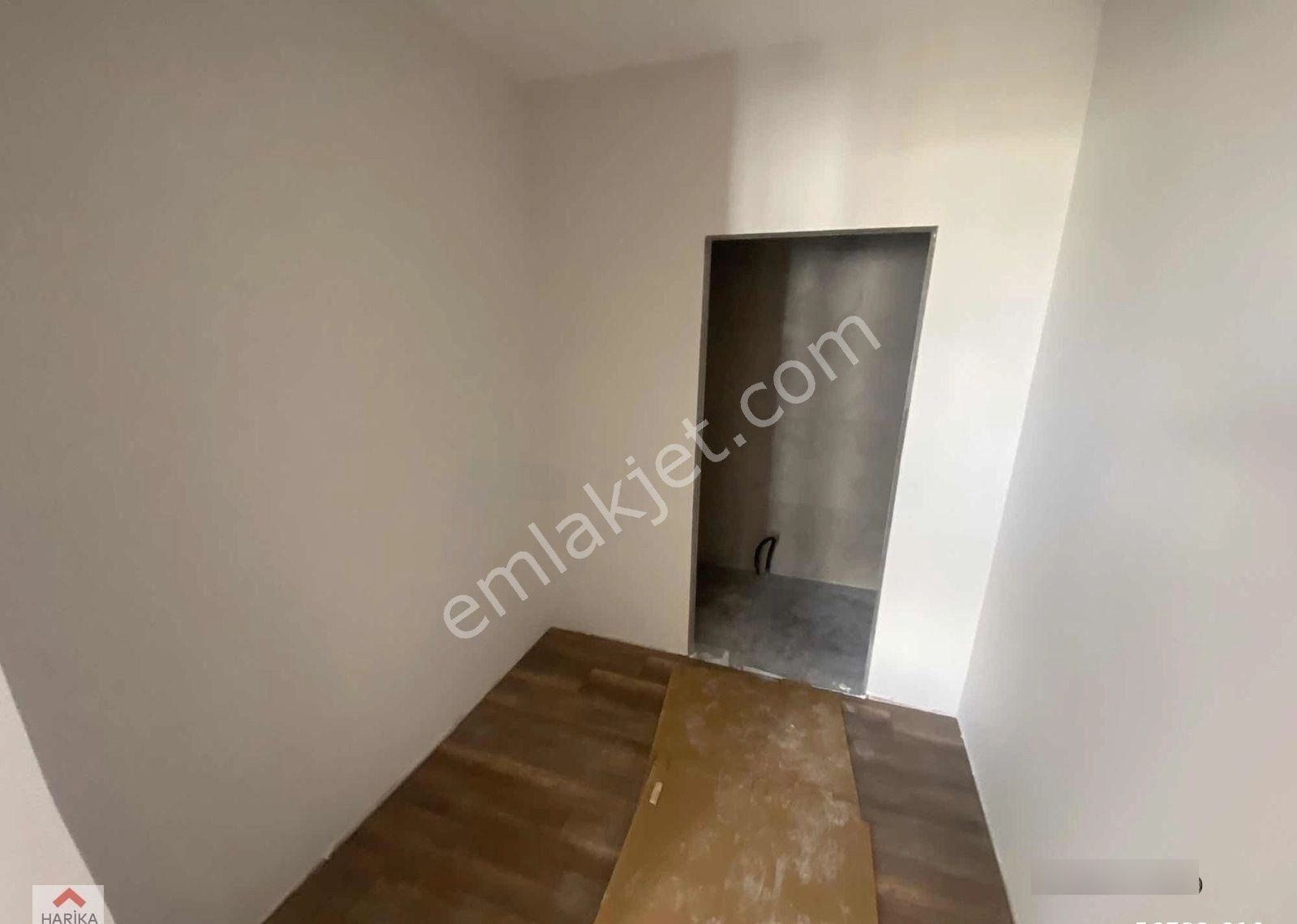 Kıbrıs Caddesi Yakını Site İçerisinde 4.katta 4+1 Satılık Fırsat - Görsel 15