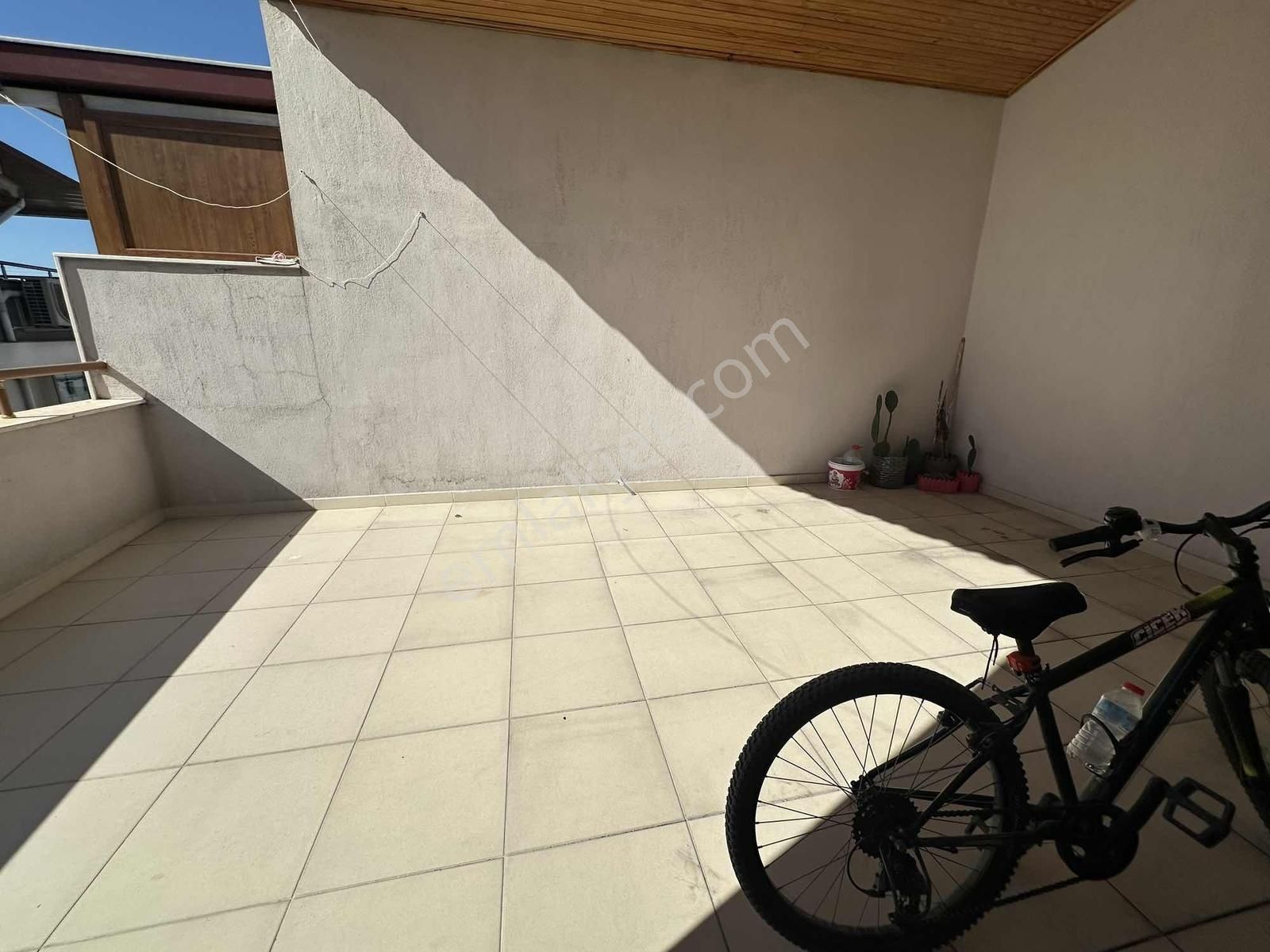 Salim Bey Mah. 34 Sok. Full Eşyalı 4+1 Kiralık Daire - Görsel 10