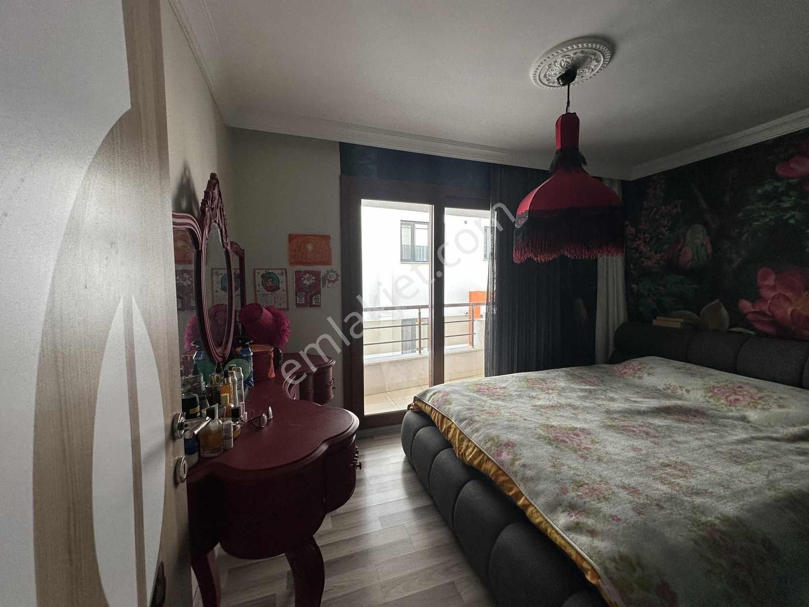 Salim Bey Mah. 34 Sok. Full Eşyalı 4+1 Kiralık Daire - Görsel 12