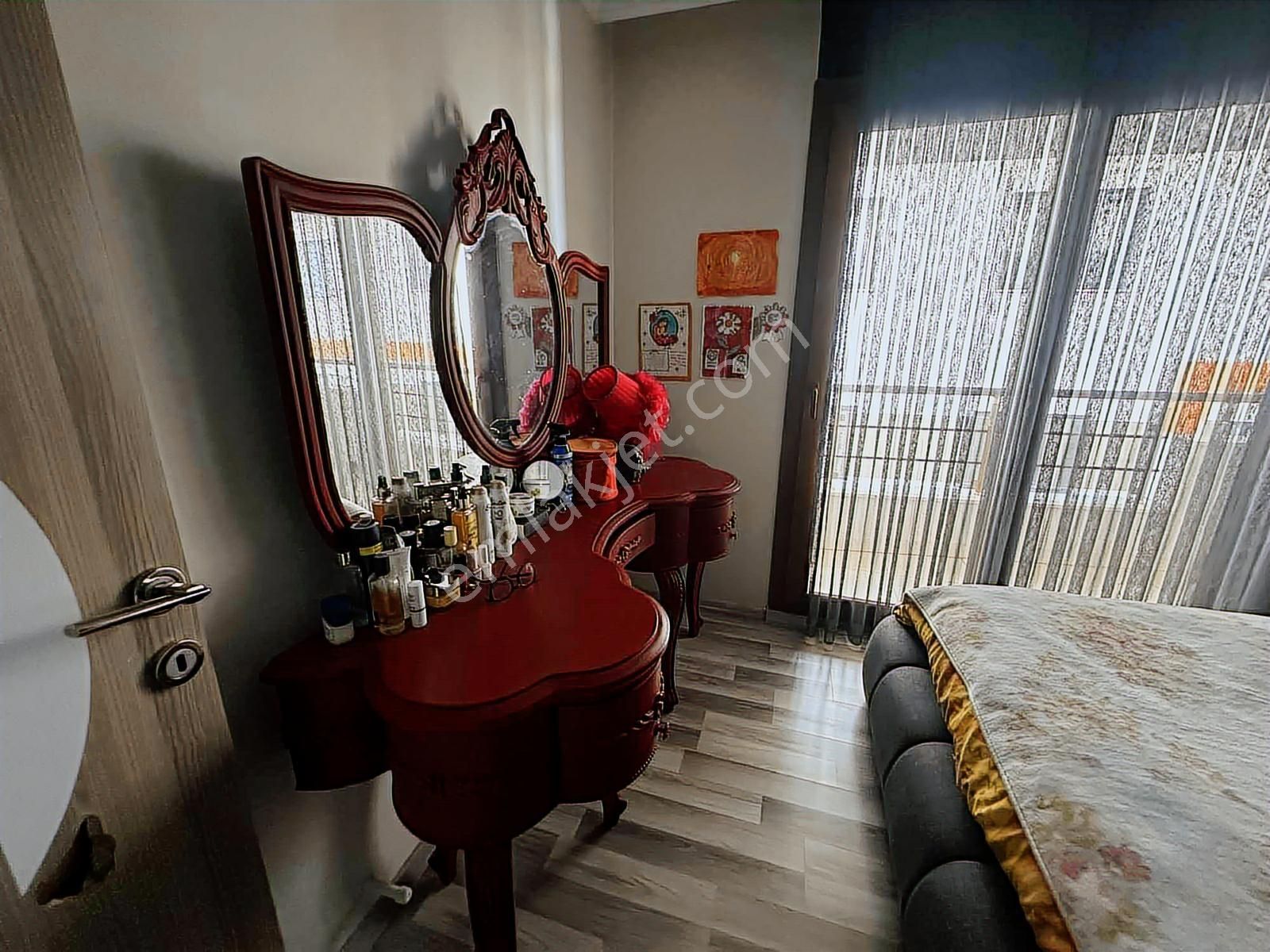 Salim Bey Mah. 34 Sok. Full Eşyalı 4+1 Kiralık Daire - Görsel 24