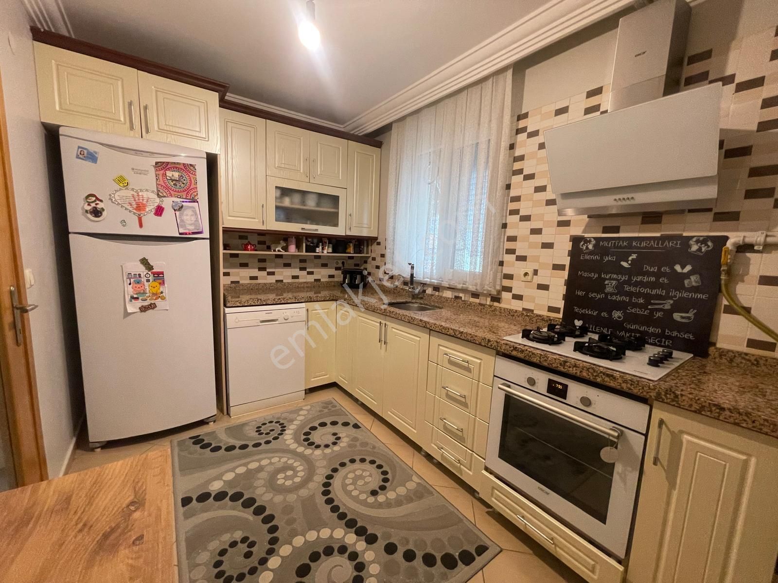 Ümraniye Atatürk Mahallesi 'nde Metroya Yakın Satılık 3+1 Daire - Görsel 12