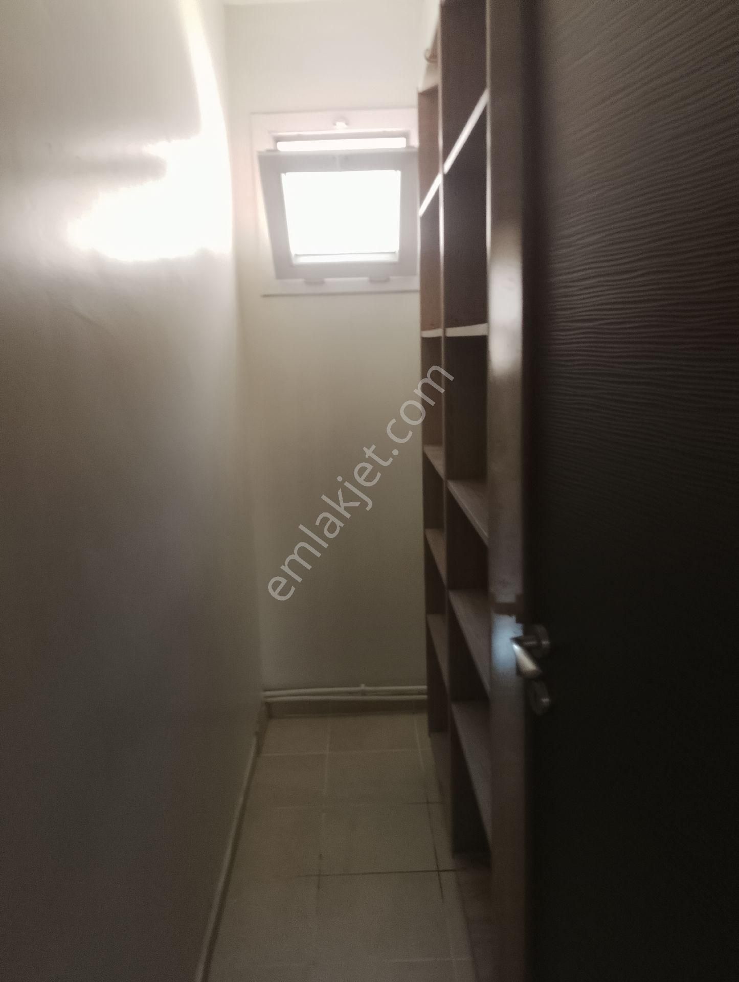 Çiğli Bala Çıktı 3+1 Kapalı Mutfak Kombili Doğalgazlı Balkonu Daire - Görsel 8