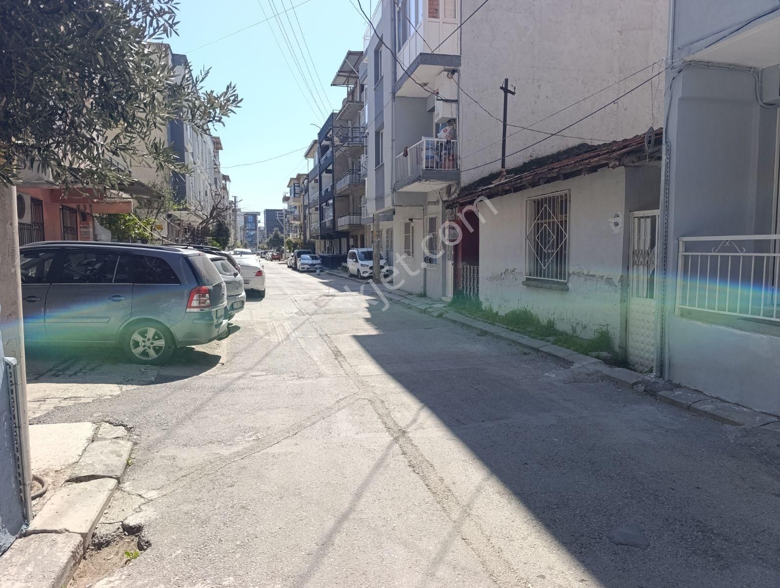 Bornova Mevlana Mahallesi'nde İmarlı Satılık Arsa - Görsel 9