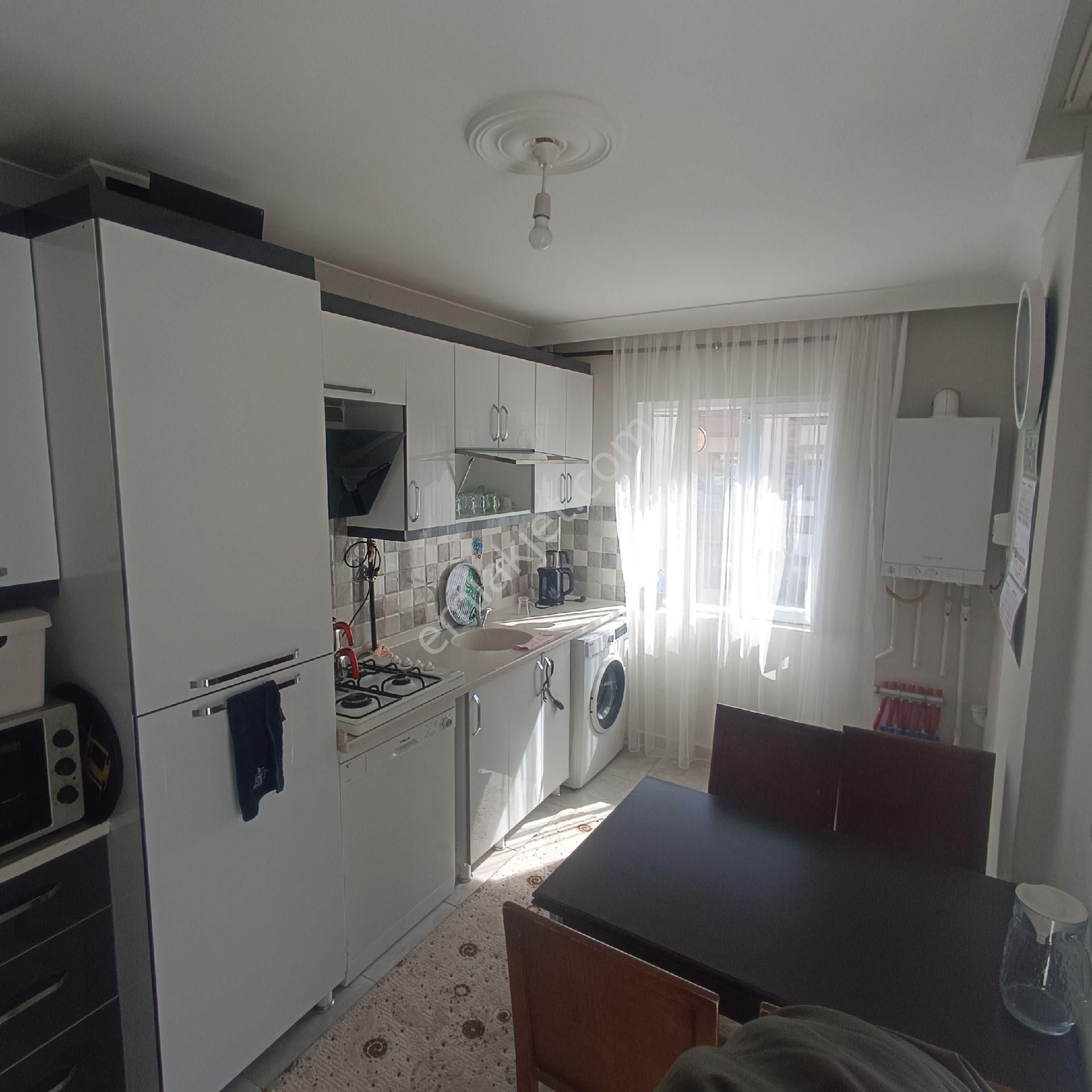 İstasyon Mh.*yeni Bina 5 Yaş *iskanlı*1.ara Kat*bağımsız Salon*3+1*full*ön Cephe*kredi Limiti Yok - Görsel 5