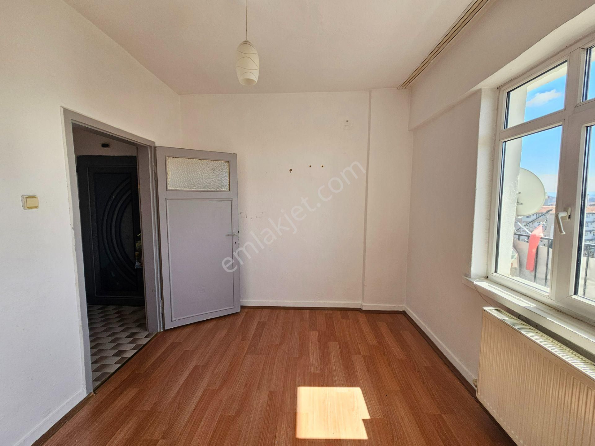 Gaziosmanpaşa Mah. M. Akif Ersoy Caddesi Üzeri Kiralık 3+1 Daire - Görsel 12