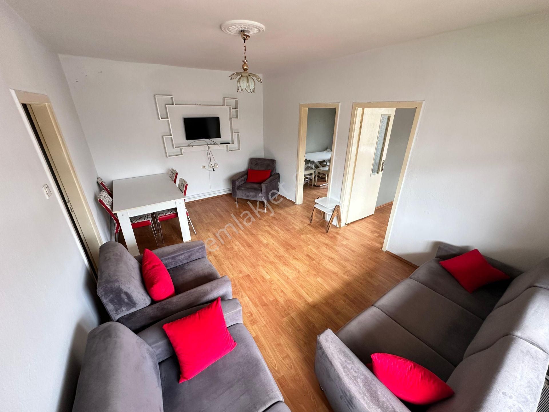 Uzman Emlak'dan Basınevleri Mh.sağlık Bilimleri Üniversitesi Yakını Full Eşyalı Yüksek Giriş 3+1 - Görsel 3