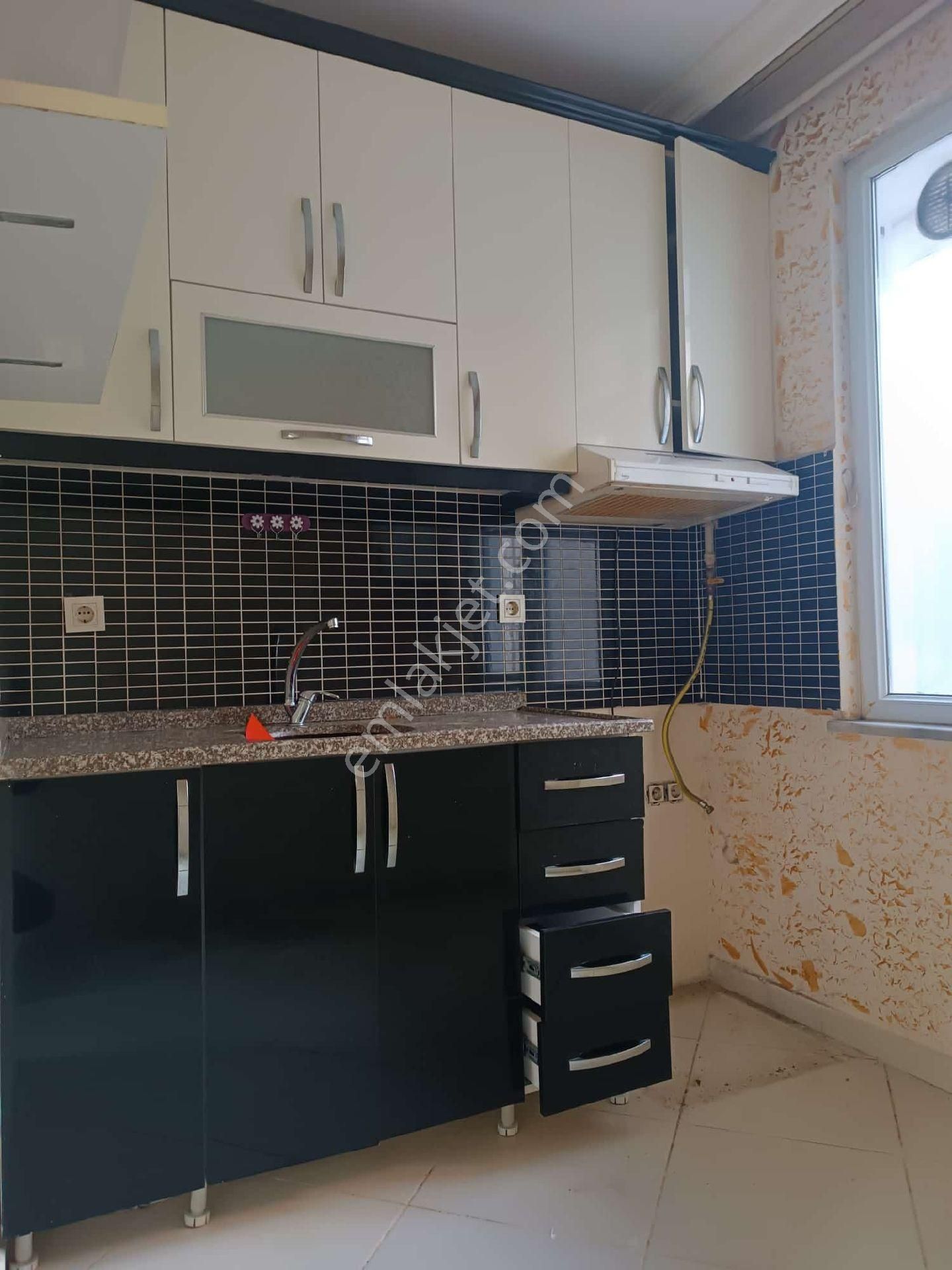 Bahçelievler Cumhuriyet Kiralık 2+1 Temiz Daire - Görsel 3