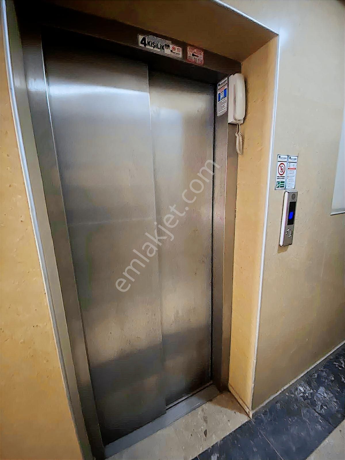 Buca Adatepe'de Kiralık 3+1 Arakat Doğalgazlı Klimalı Ev - Görsel 23