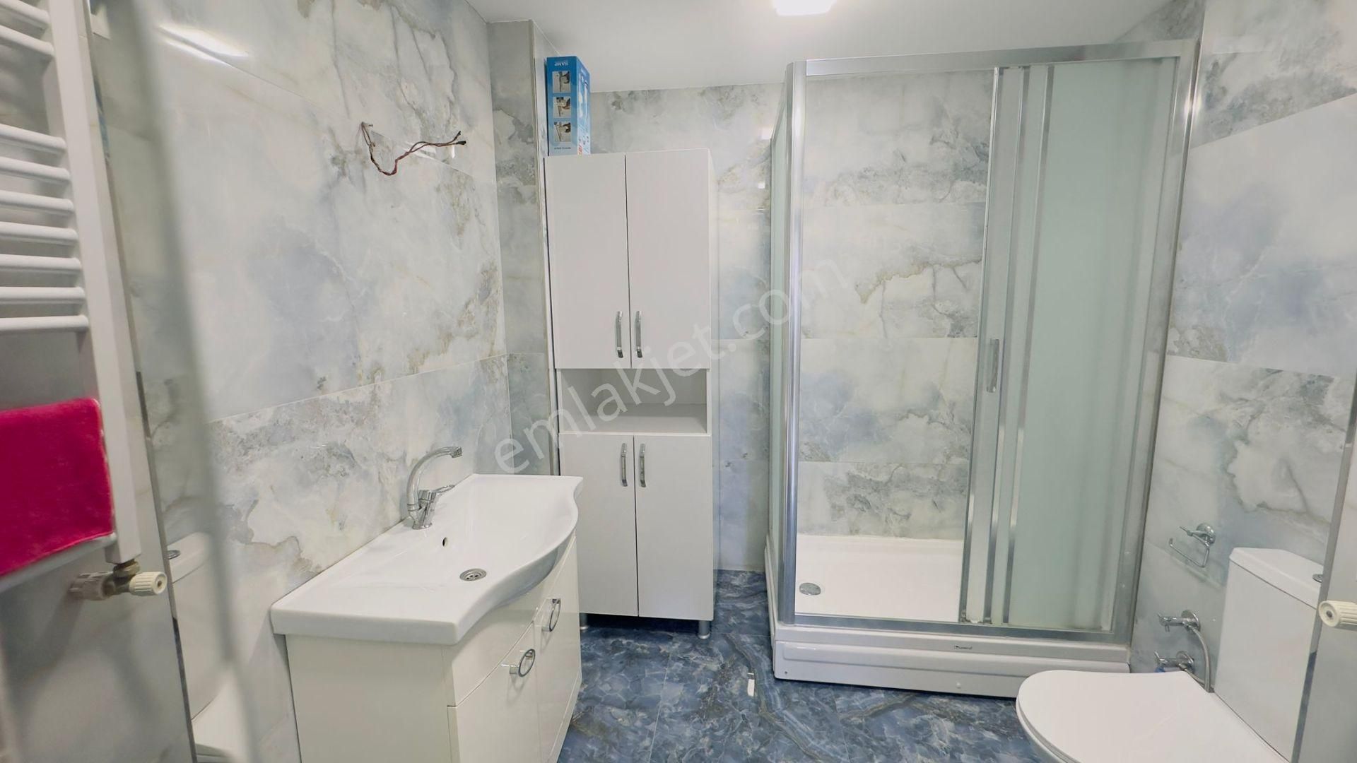 Ümraniye Esenevler 'de Geniş Ve Ferah Kiralık 3+1 Daire - Görsel 24