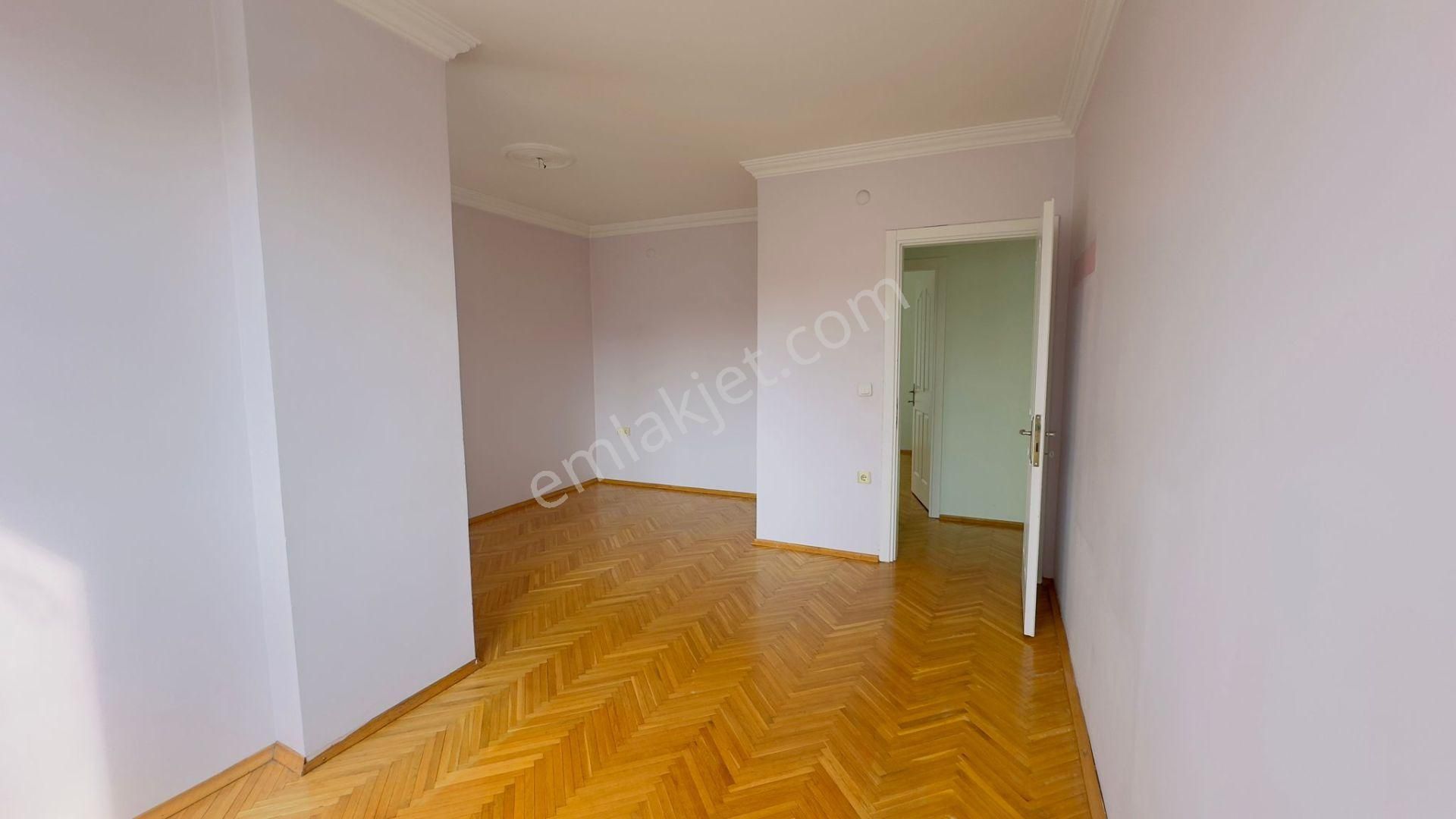 Ümraniye Esenevler 'de Geniş Ve Ferah Kiralık 3+1 Daire - Görsel 28