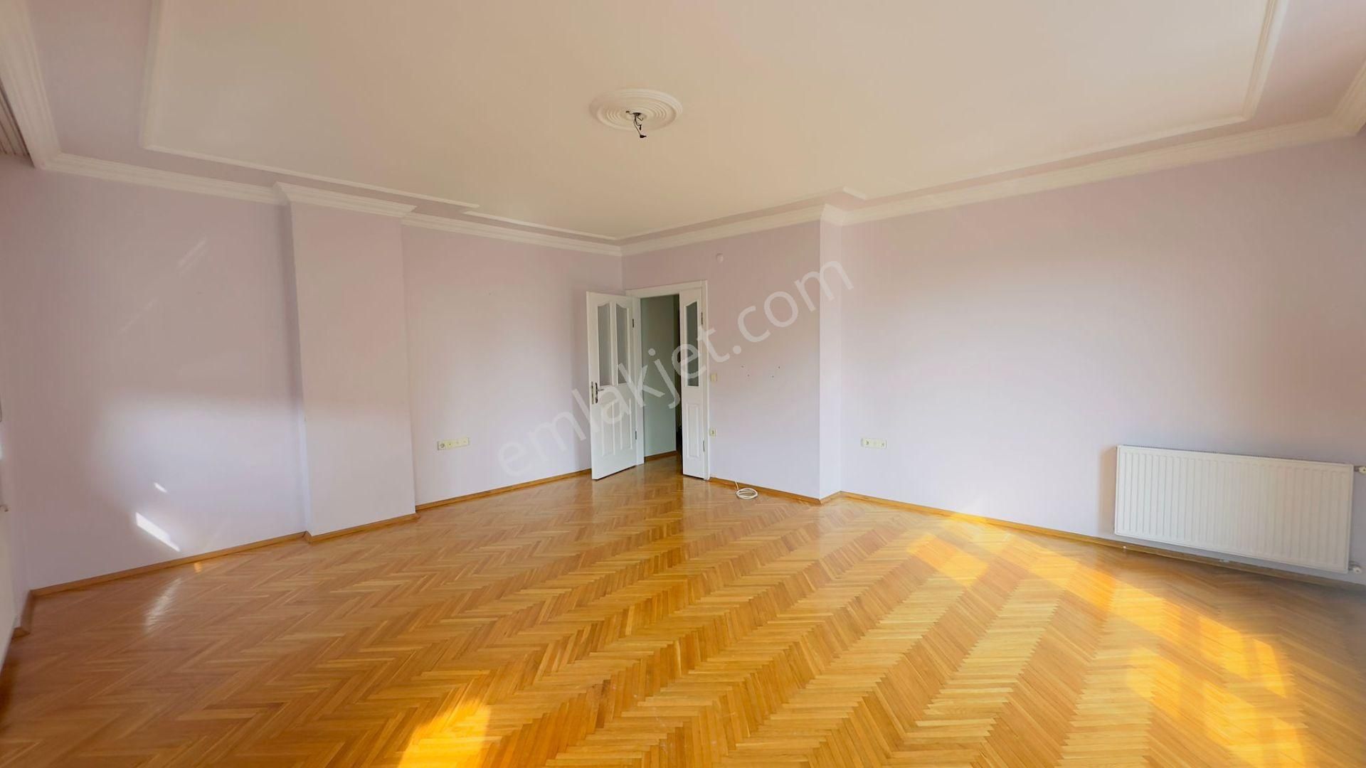 Ümraniye Esenevler 'de Geniş Ve Ferah Kiralık 3+1 Daire - Görsel 13