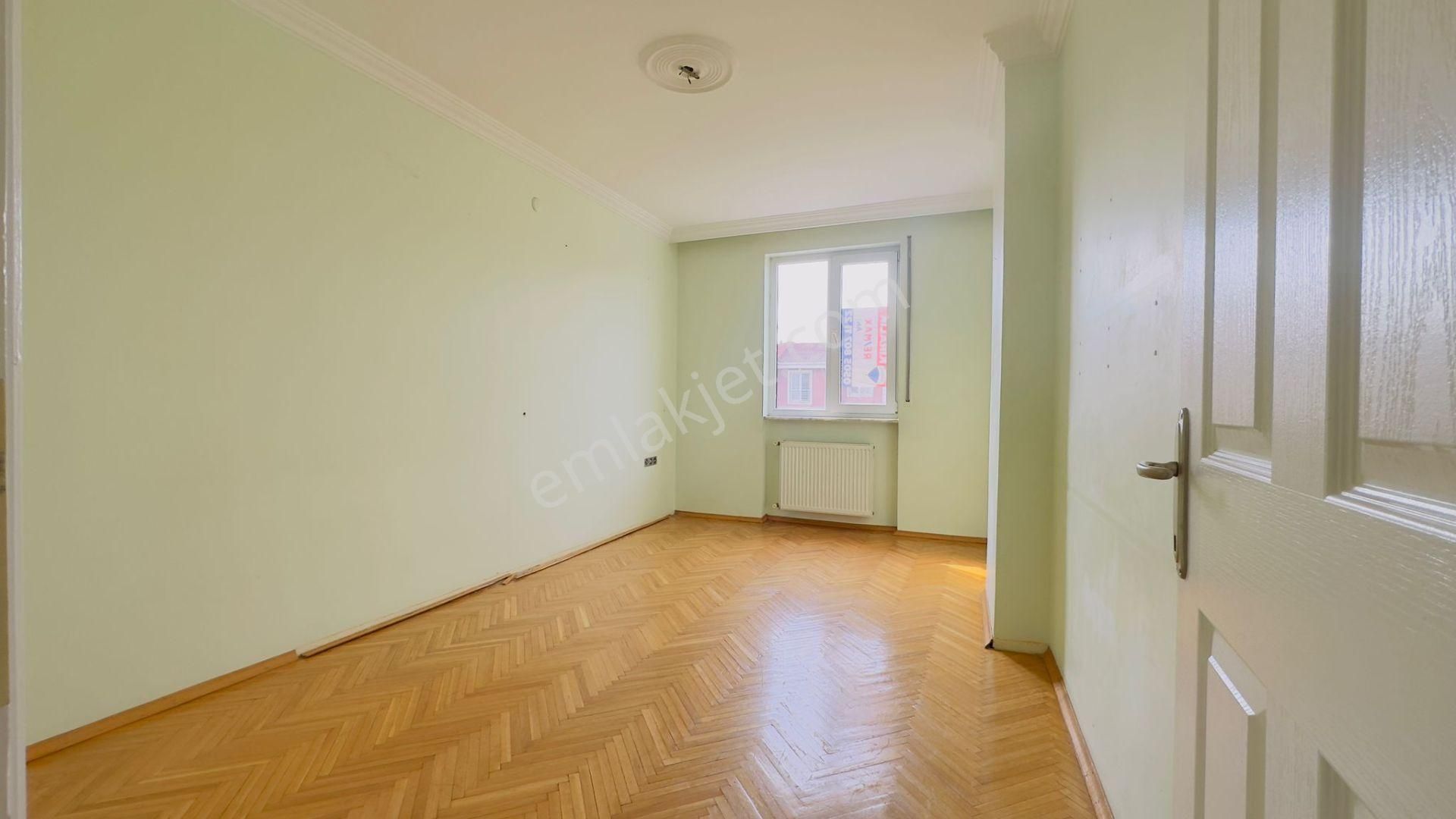 Ümraniye Esenevler 'de Geniş Ve Ferah Kiralık 3+1 Daire - Görsel 19