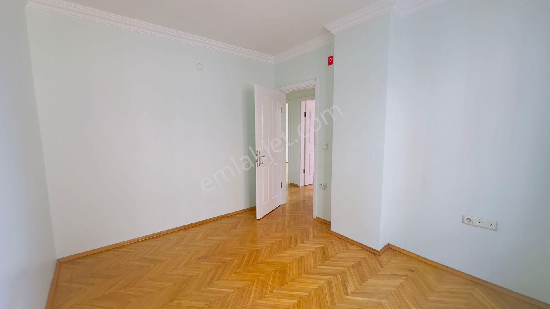 Ümraniye Esenevler 'de Geniş Ve Ferah Kiralık 3+1 Daire - Görsel 22