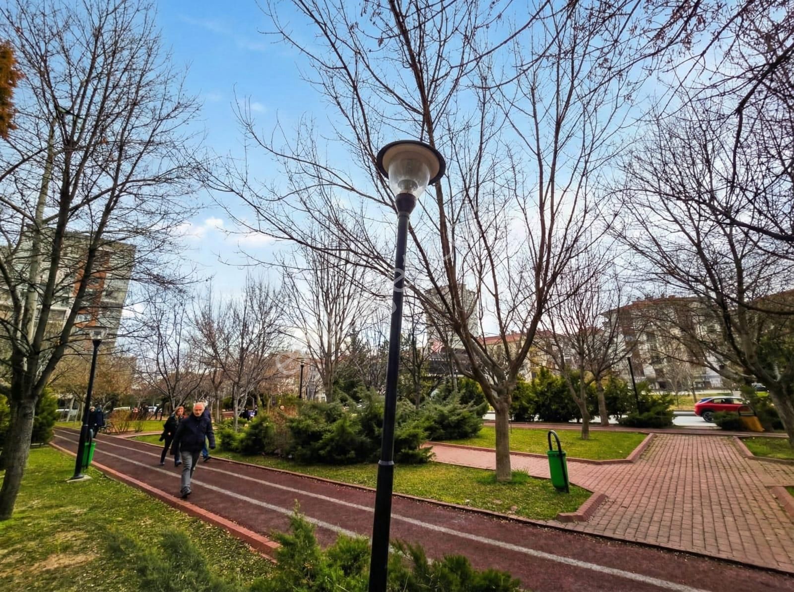 Öveçler'de, Taurus Avm'ye Yürüme Mesafesi Park Manzaralı,ara Kat - Görsel 27
