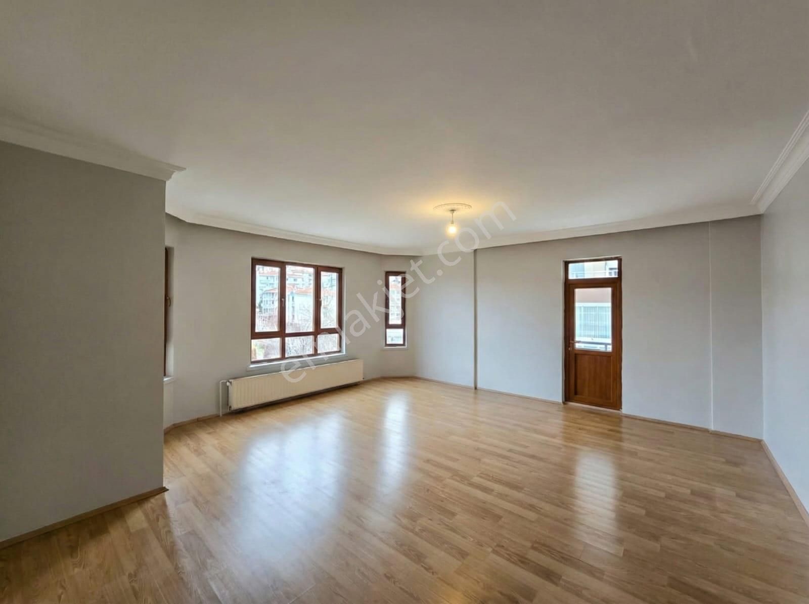 Öveçler'de, Taurus Avm'ye Yürüme Mesafesi Park Manzaralı,ara Kat - Görsel 3