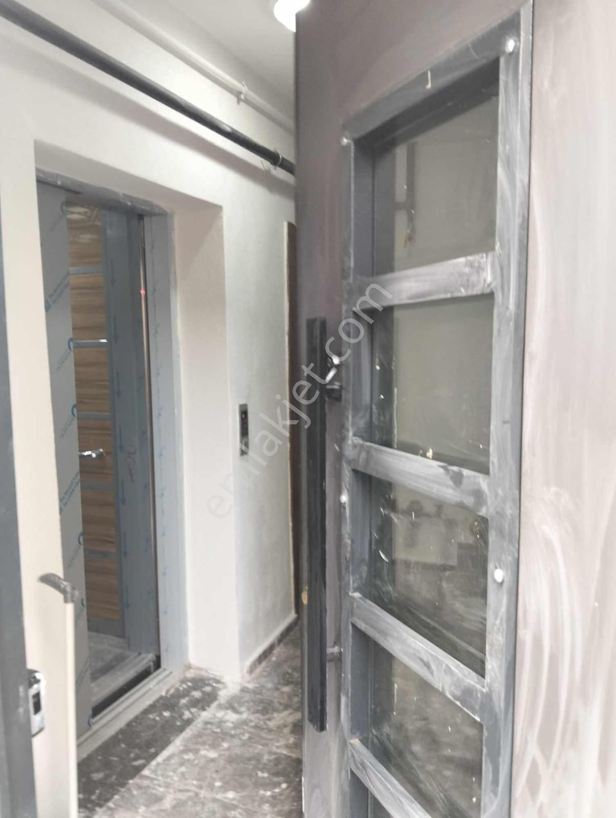 Merkezi Konumda 2+1 Kiralık - Görsel 15