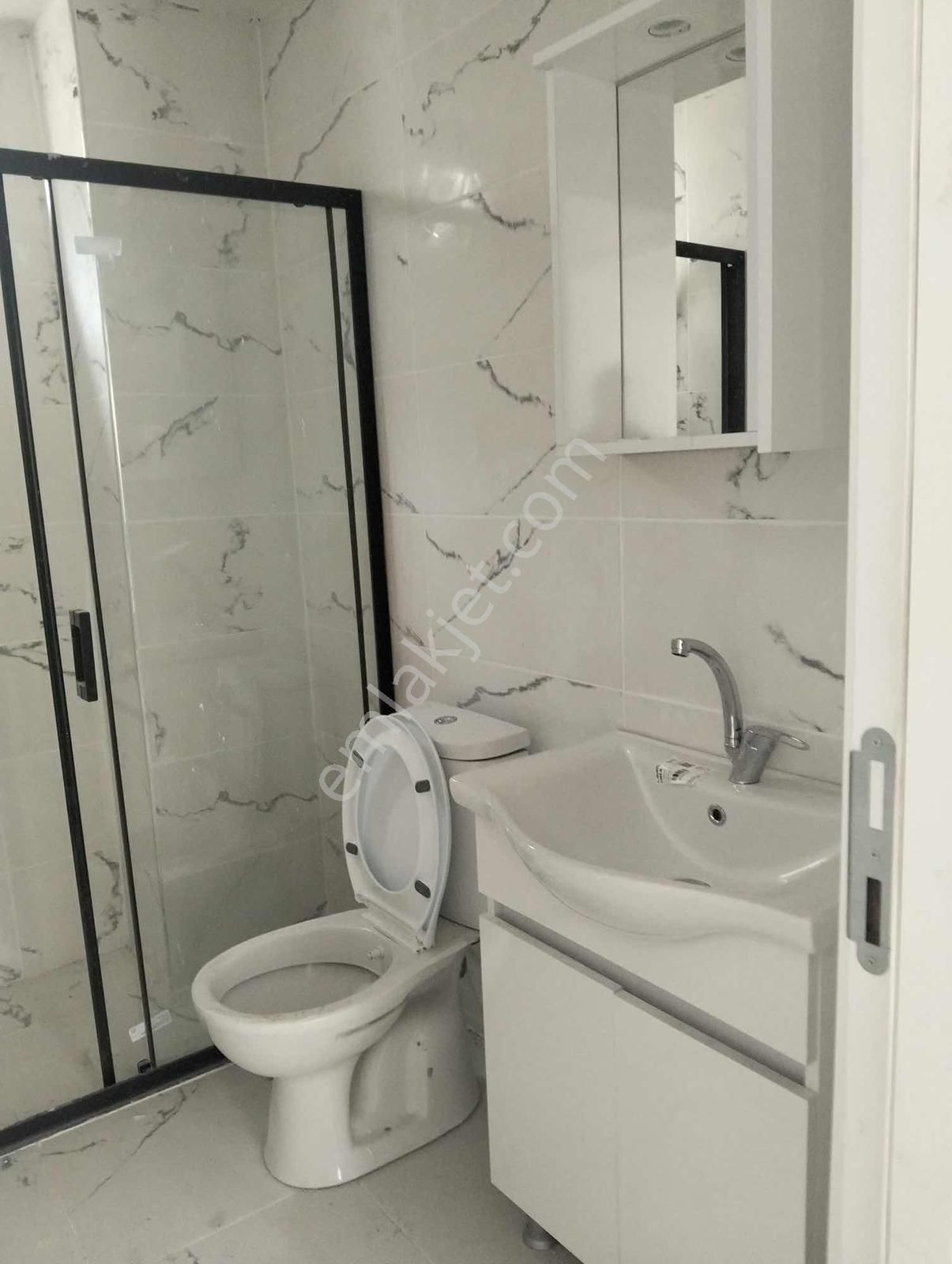Merkezi Konumda 2+1 Kiralık - Görsel 18